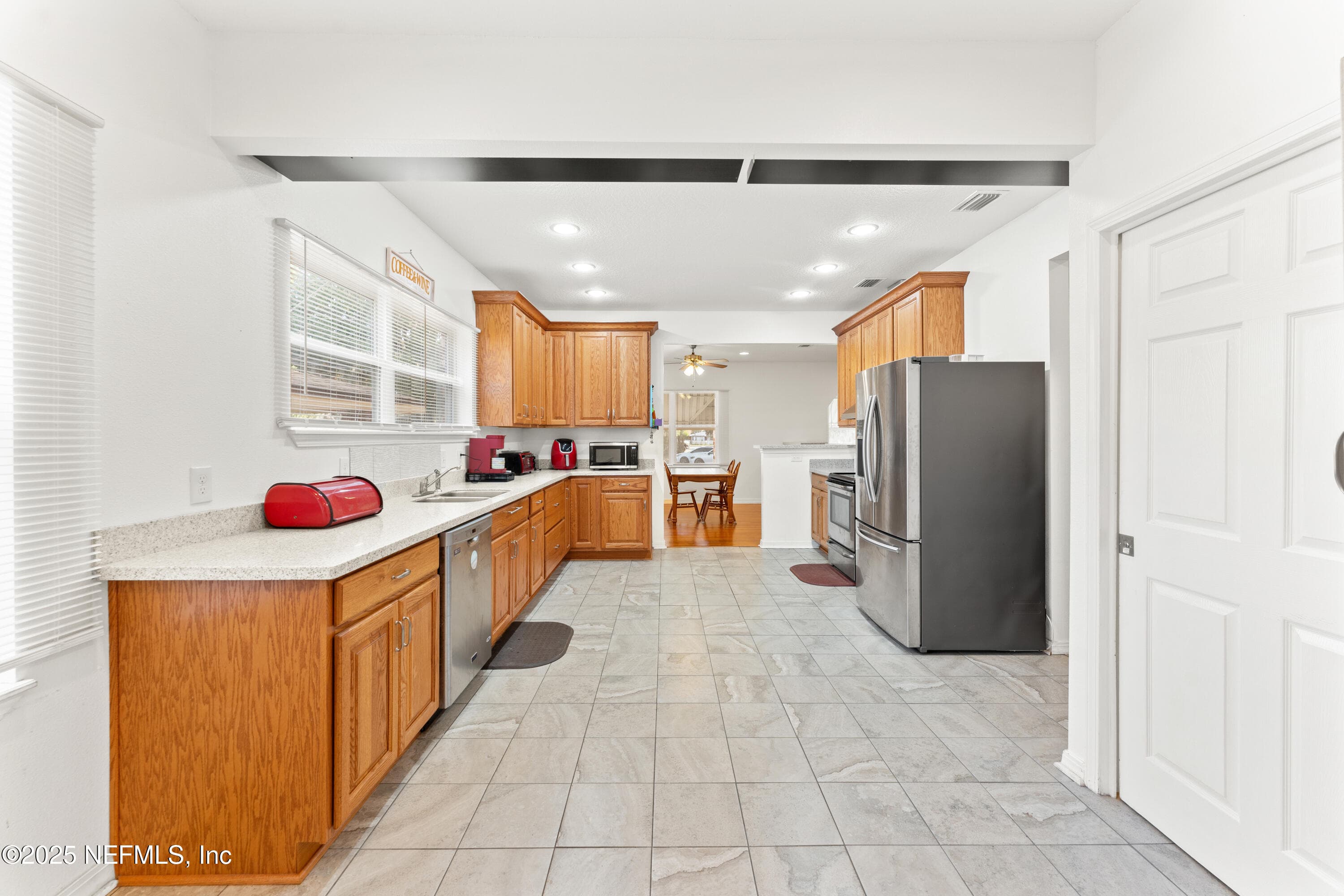 Photo 15 of 34 N COLLEGE Street, Macclenny, FL 32063