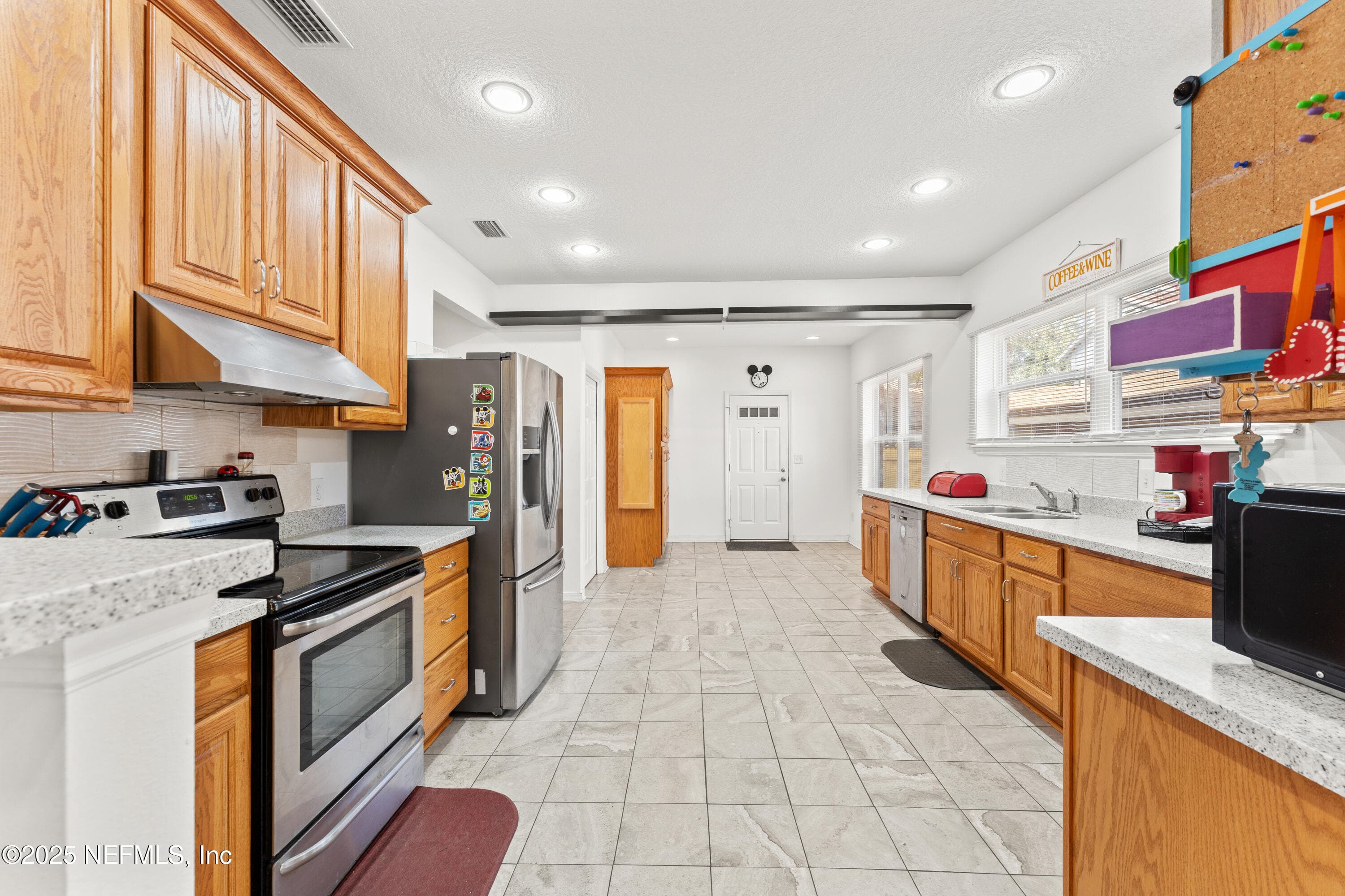 Photo 17 of 34 N COLLEGE Street, Macclenny, FL 32063