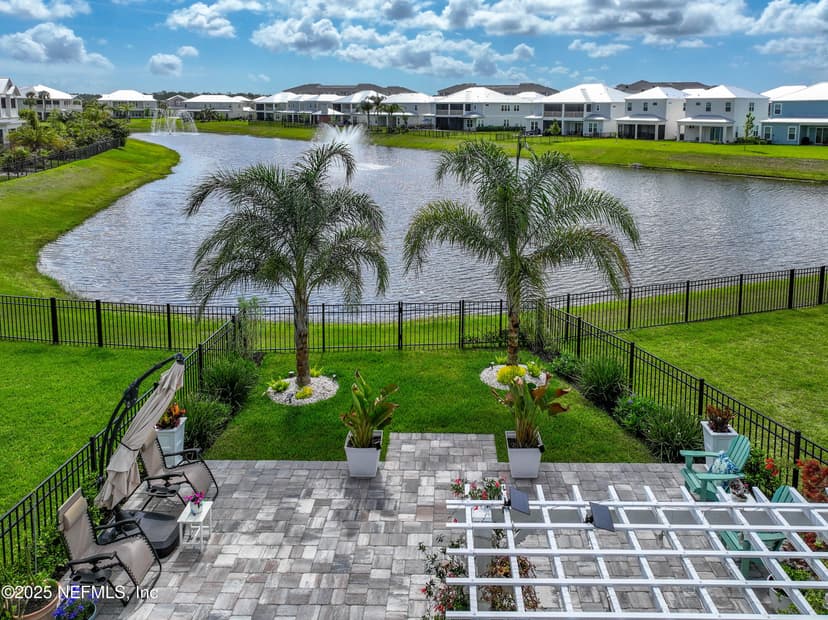 560 Rum Runner Way, St. Johns, FL 32259
