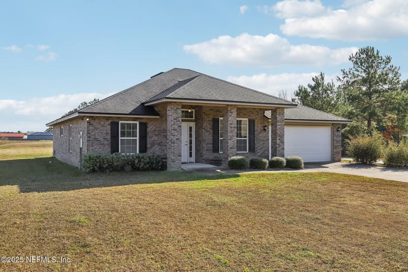53072 Clear Lake Drive, Callahan, FL 32011