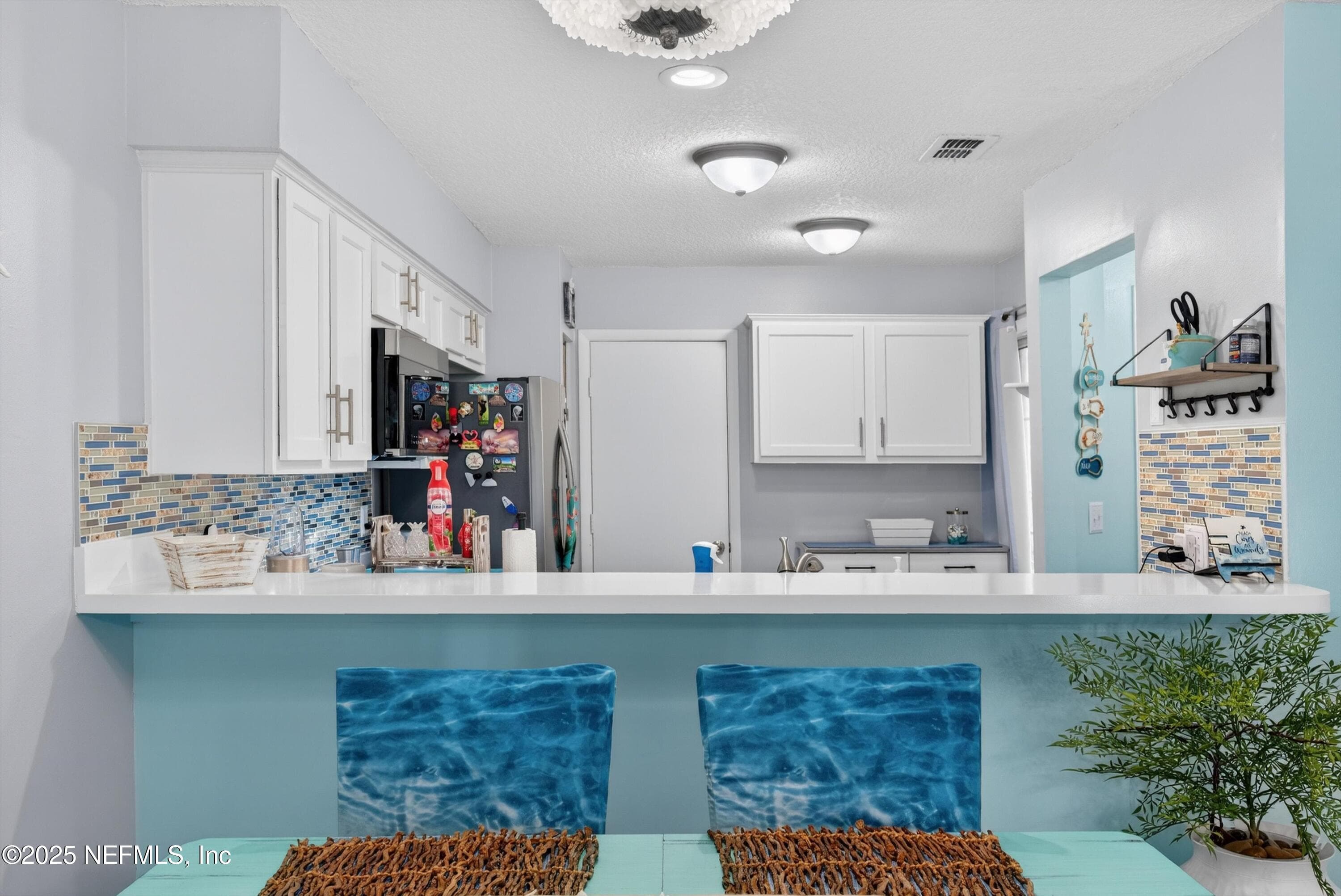 Photo 7 of 1505 W SPINDRIFT Circle, Neptune Beach, FL 32266