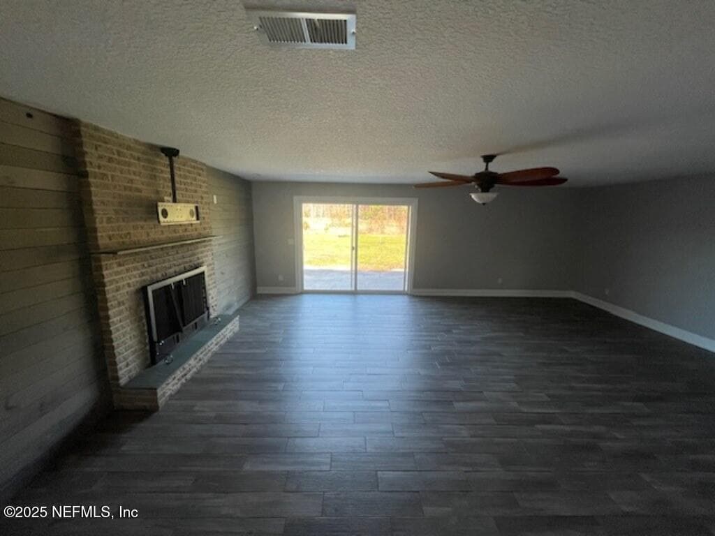 Photo 15 of 14014 LEM TURNER Road, Jacksonville, FL 32218
