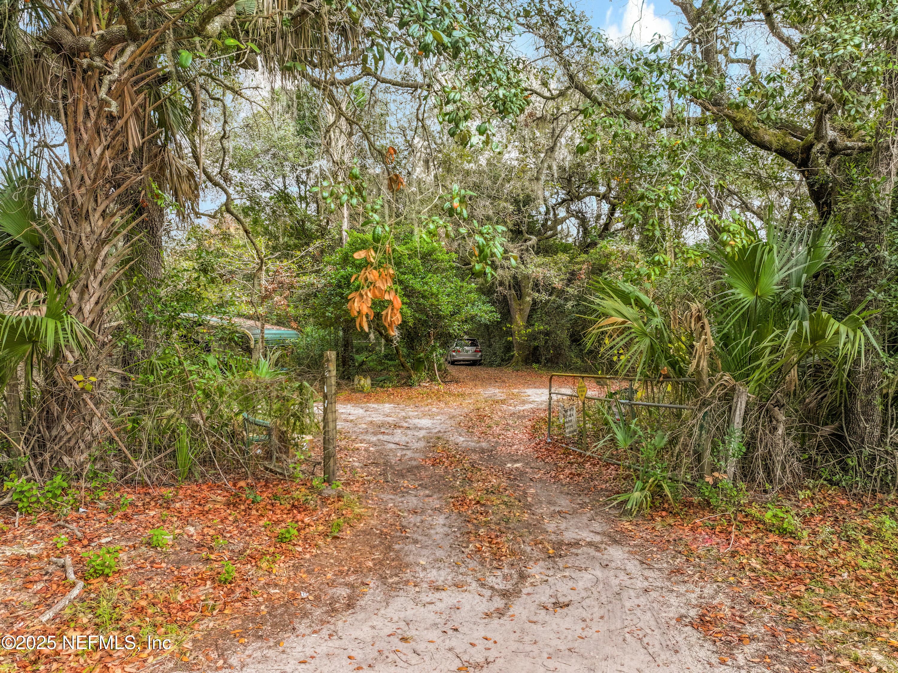 Photo 9 of 22695 NE 130TH COURT Road, Fort McCoy, FL 32134