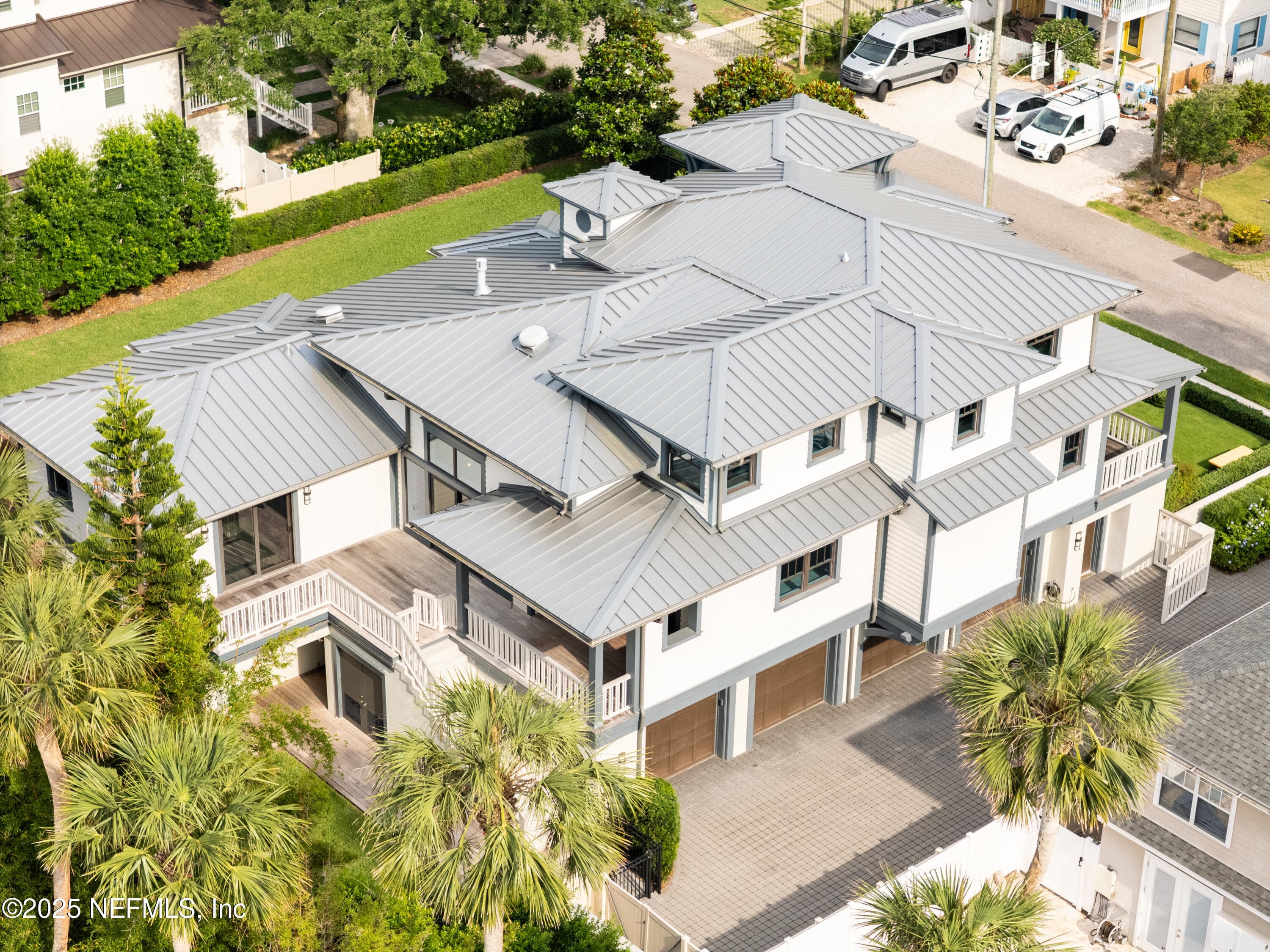 Photo 6 of 365 8TH Street, Atlantic Beach, FL 32233