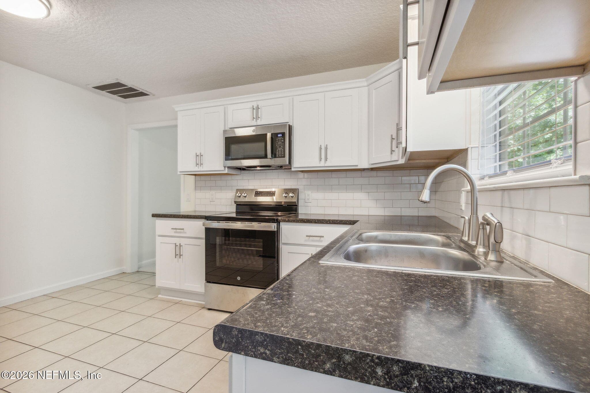 Photo 21 of 423 SOUTH Boulevard, Macclenny, FL 32063