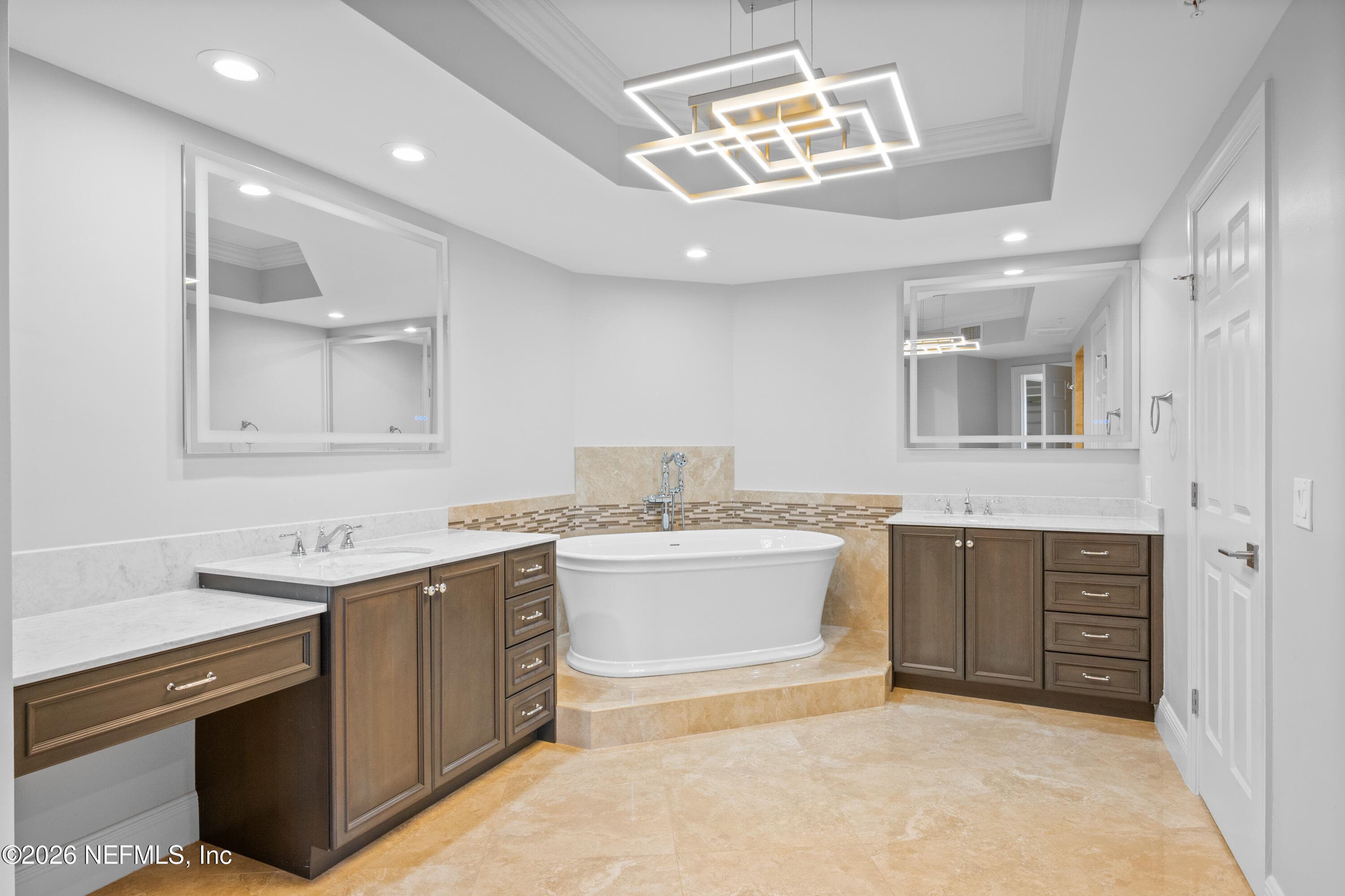 Primary Bath — 19 AVENUE DE LA MER 705, Palm Coast, FL 32137