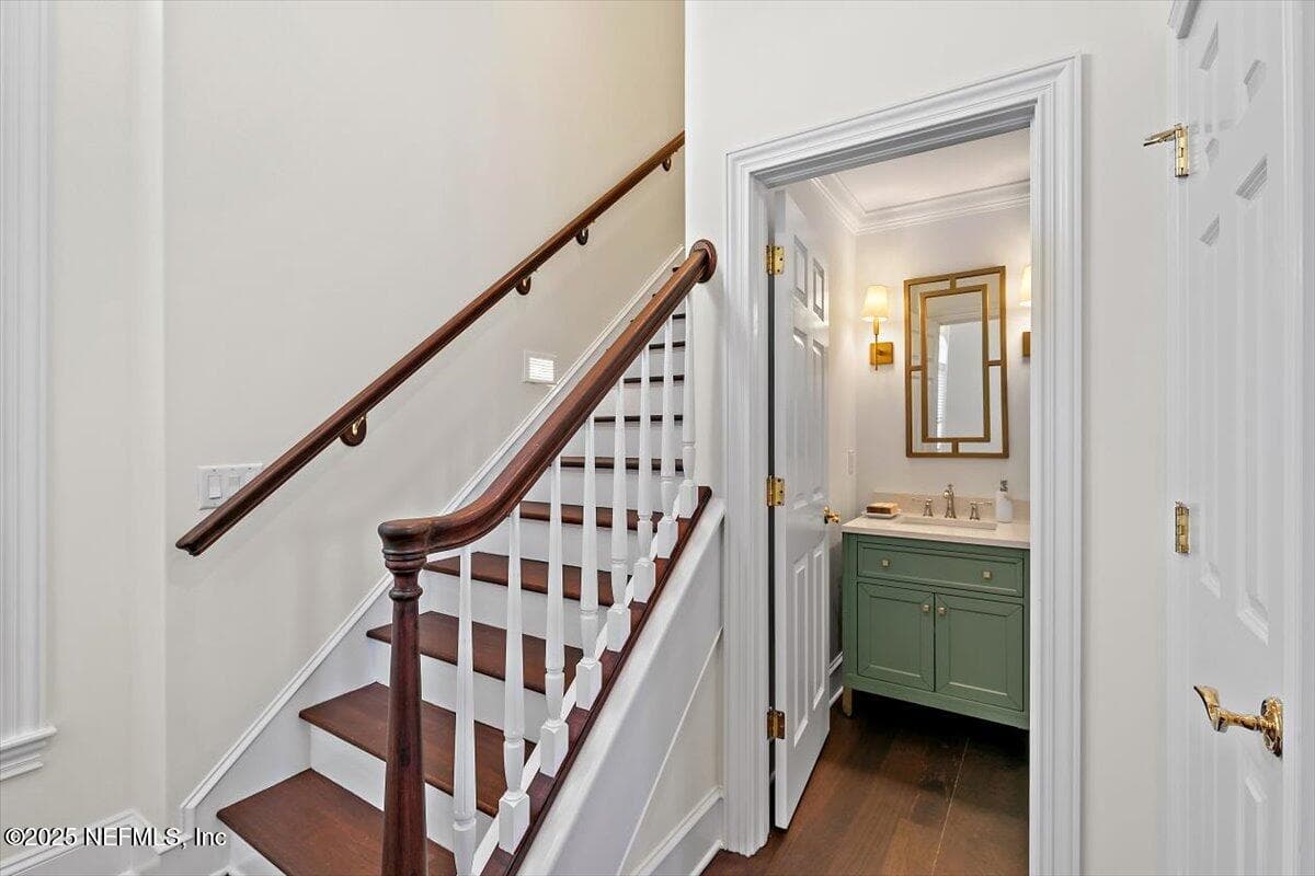 Perfectly positioned staircase leads to 3 bedrooms ALL with breathtaking water-to-golf vi3ews! — 134 MUIRFIELD Drive, Ponte Vedra Beach, FL 32082