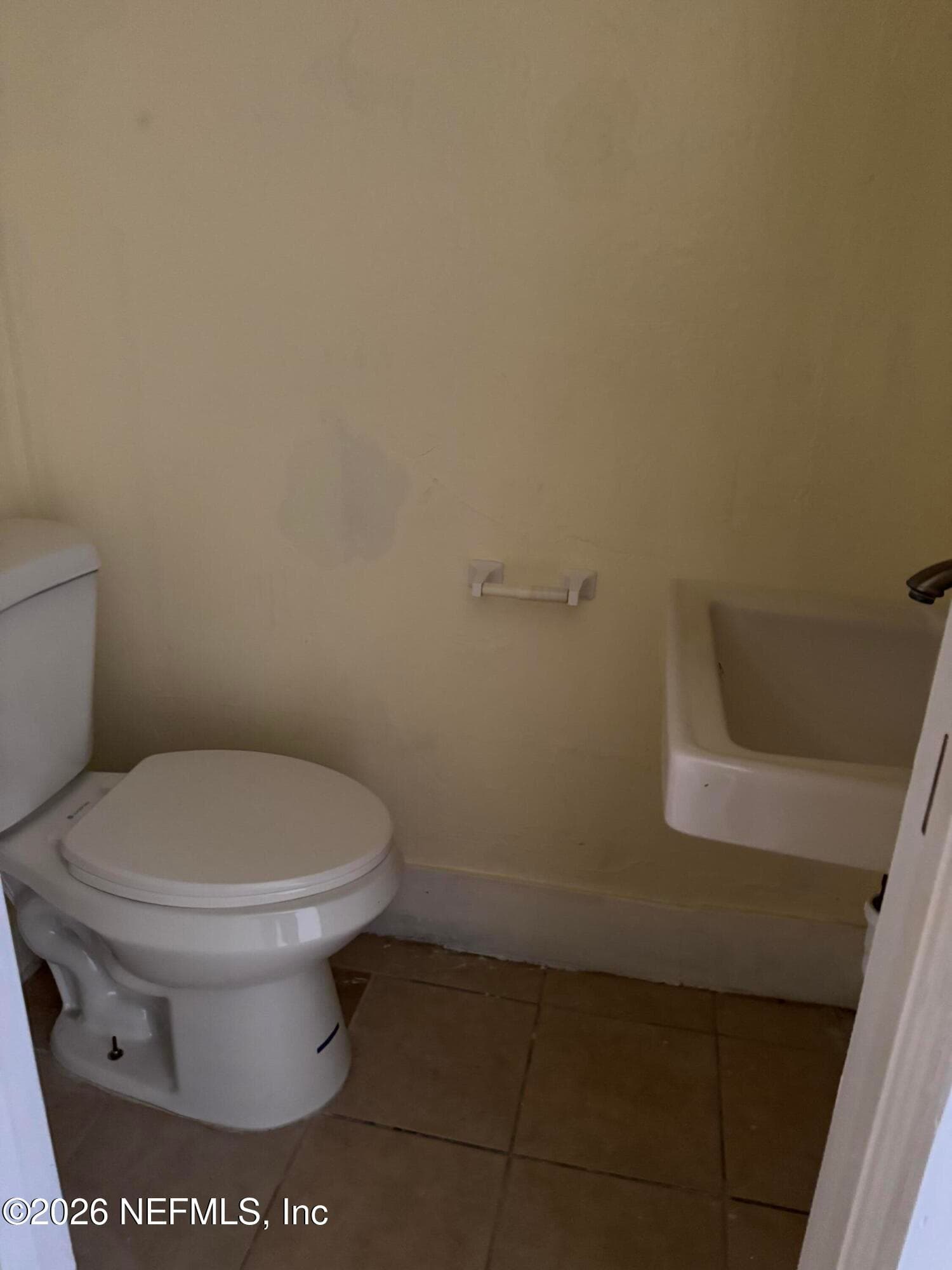 Photo 4 of 226 S THOMPSON Street, Starke, FL 32091