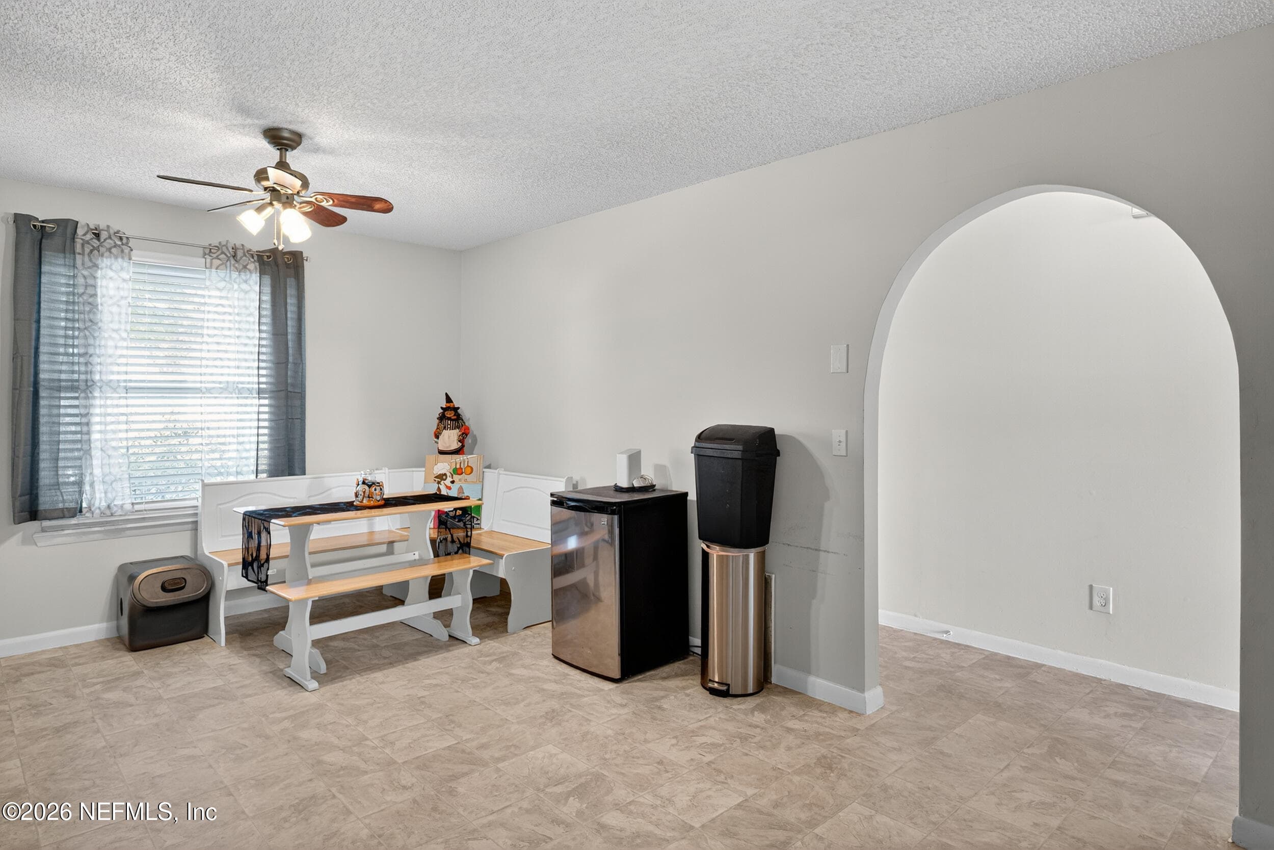 Photo 4 of 7753 W PEPPER Circle W, Jacksonville, FL 32244