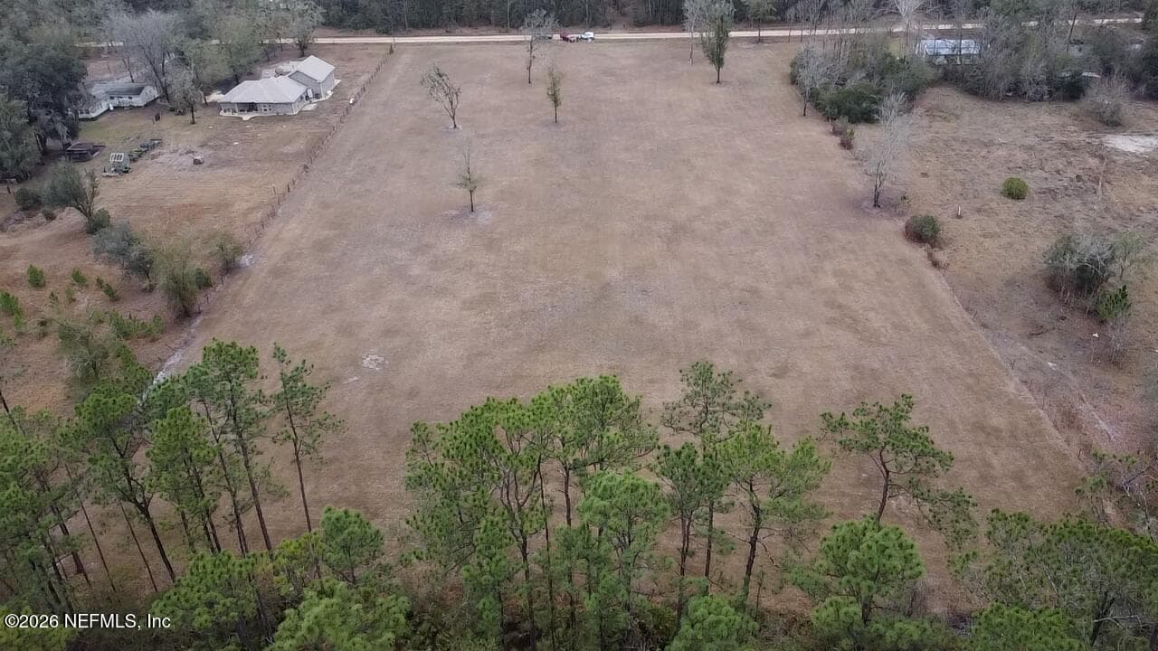 Photo 7 of 6116 JACK WILKINSON Road, Jacksonville, FL 32234