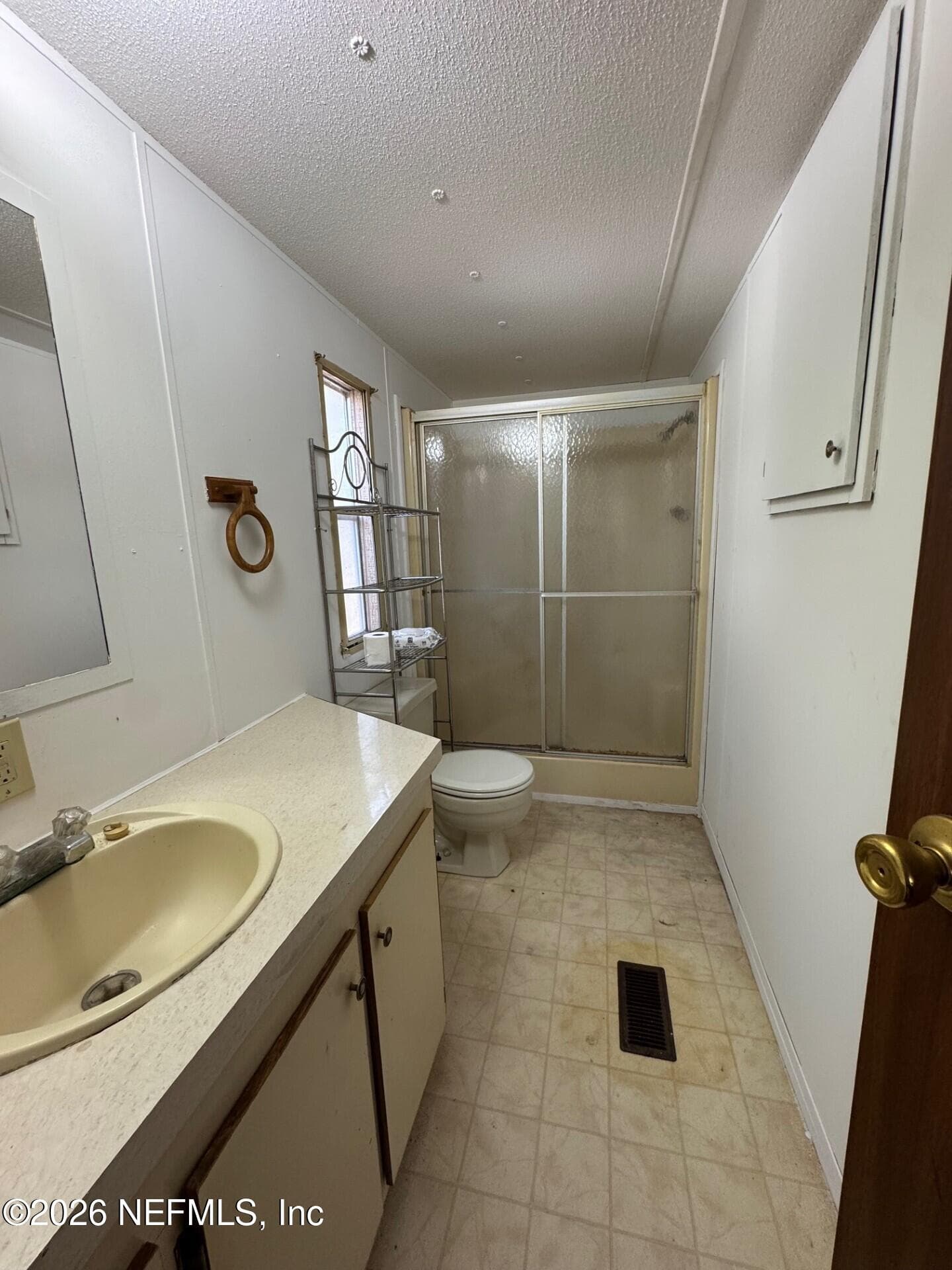 Photo 9 of 910 OFARRELL Avenue, Interlachen, FL 32148