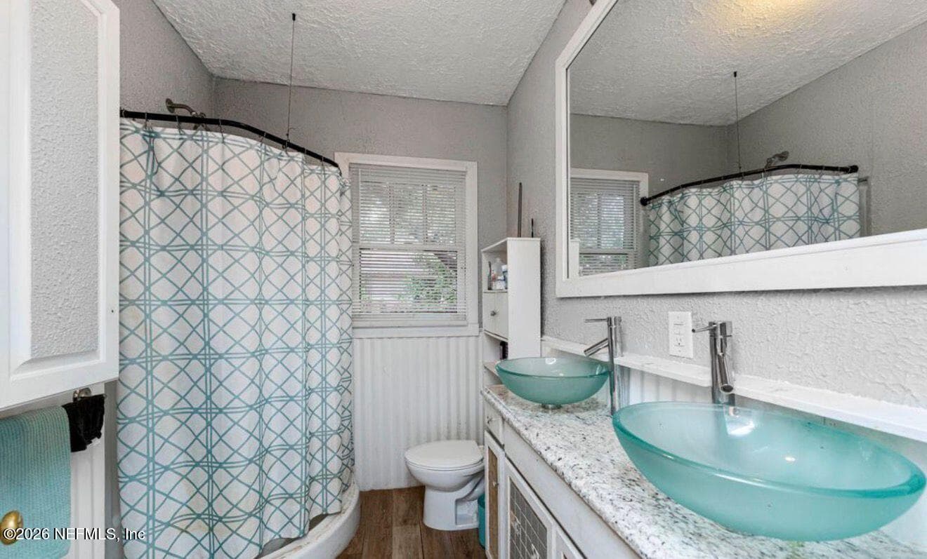Photo 3 of 230 W 27TH Street, Jacksonville, FL 32206