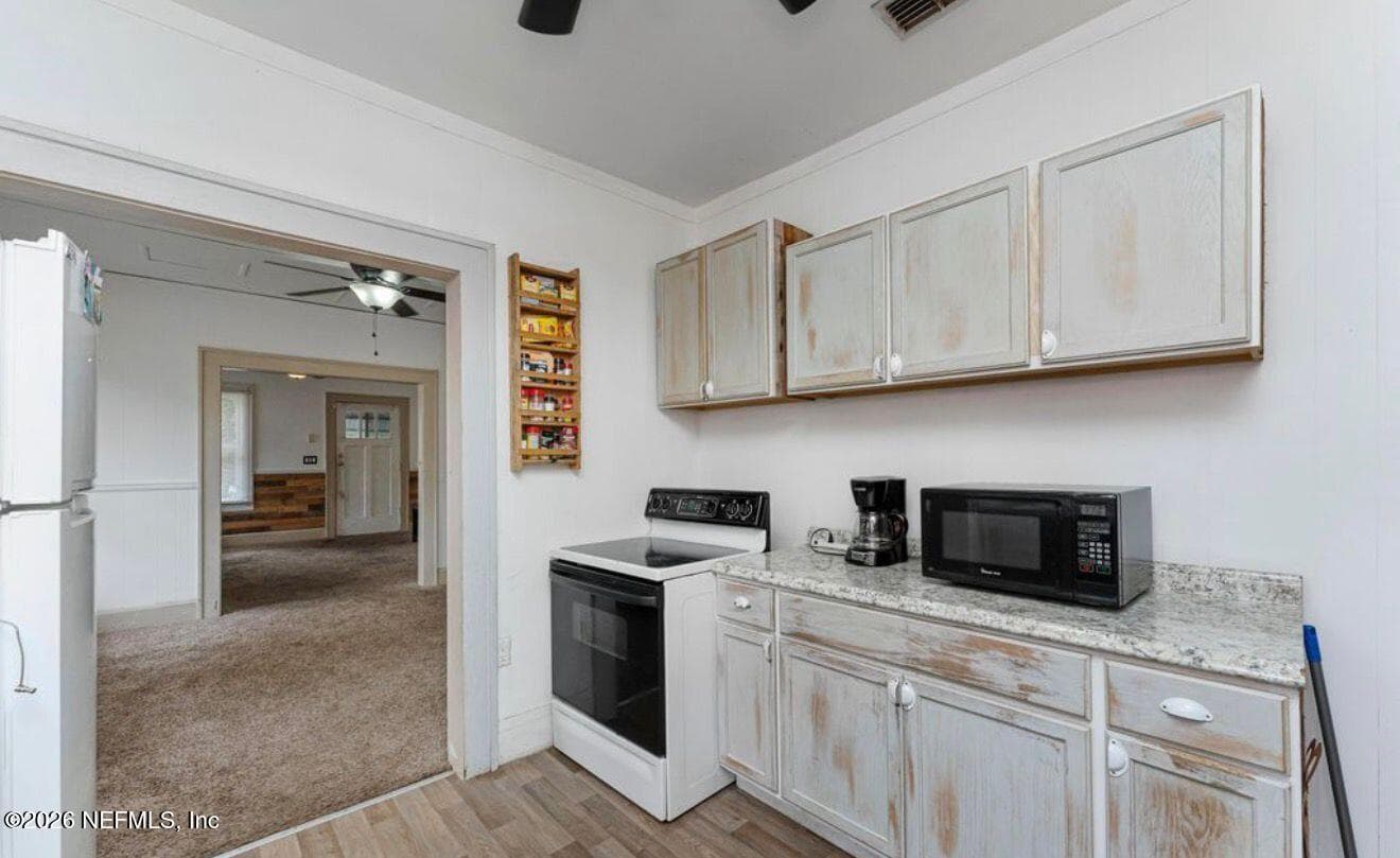 Photo 7 of 230 W 27TH Street, Jacksonville, FL 32206