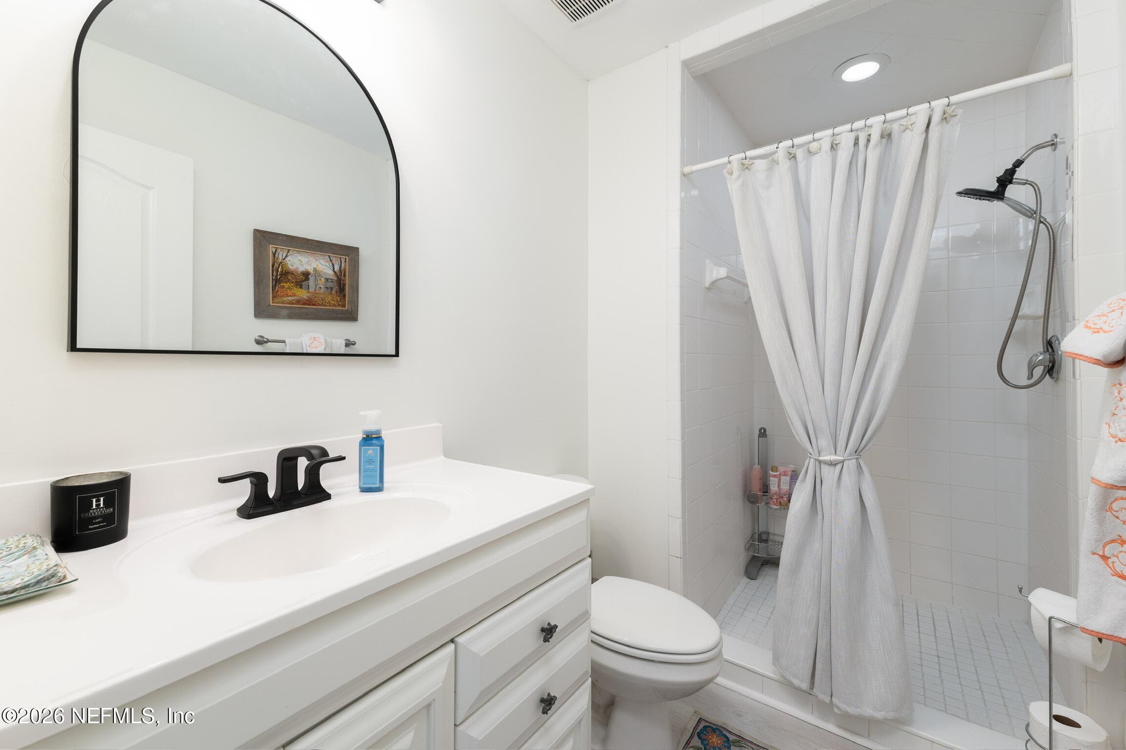 Guest Bath 1 — 2280 OAK FOREST Drive, Jacksonville Beach, FL 32250
