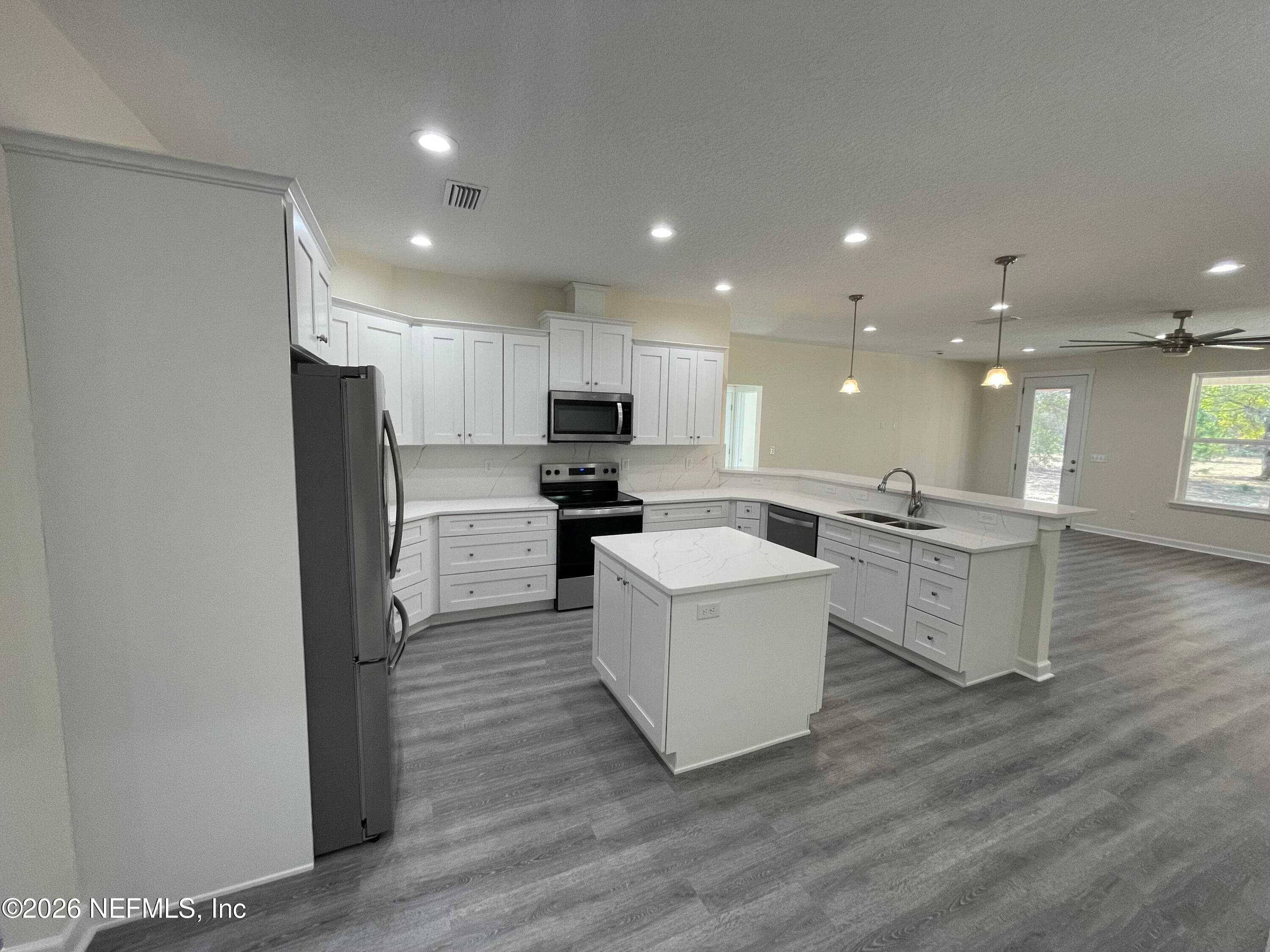 Photo 13 of 7550 MONONGAHELA Avenue, Keystone Heights, FL 32656