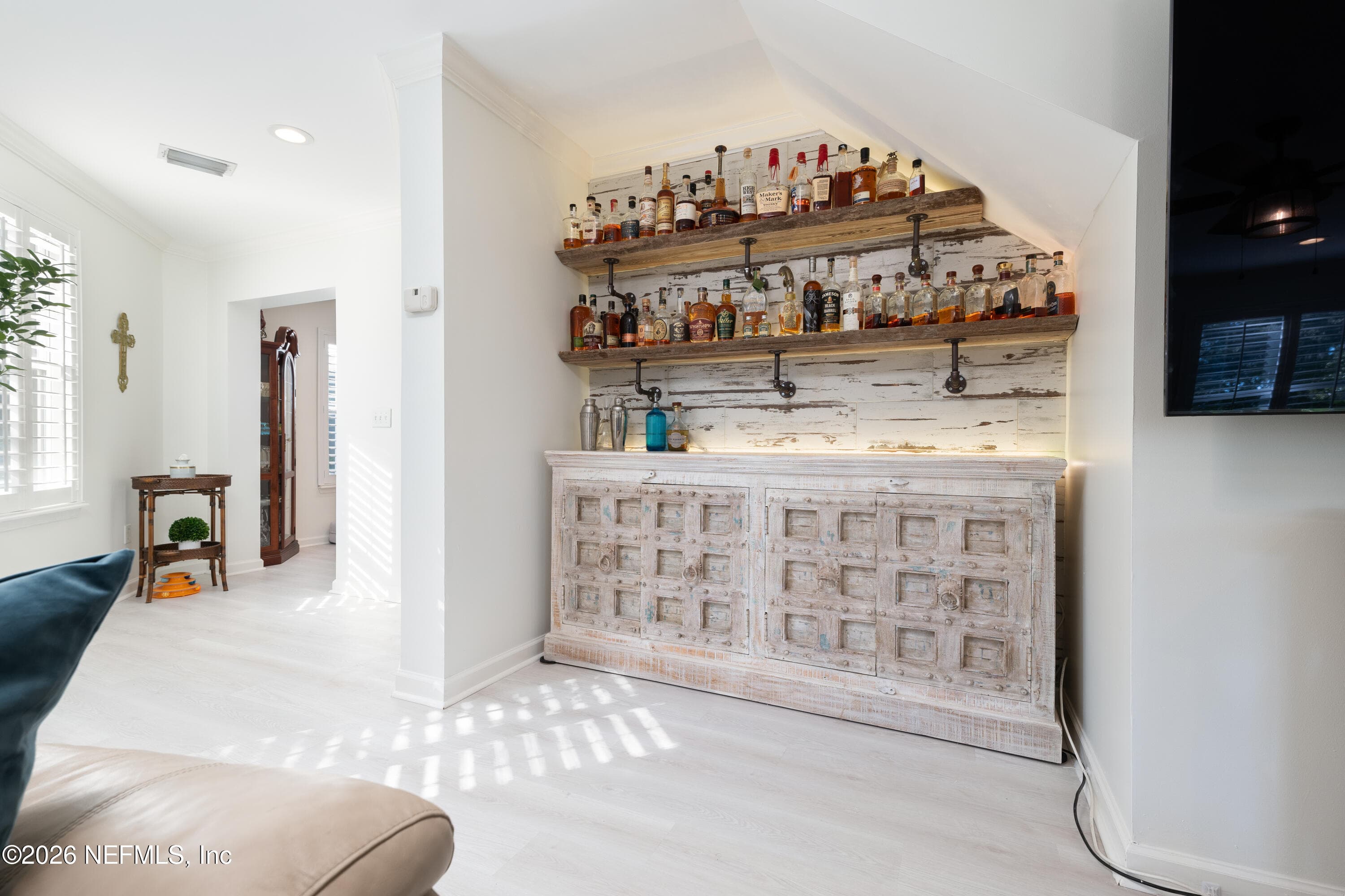 Family room — 2280 OAK FOREST Drive, Jacksonville Beach, FL 32250