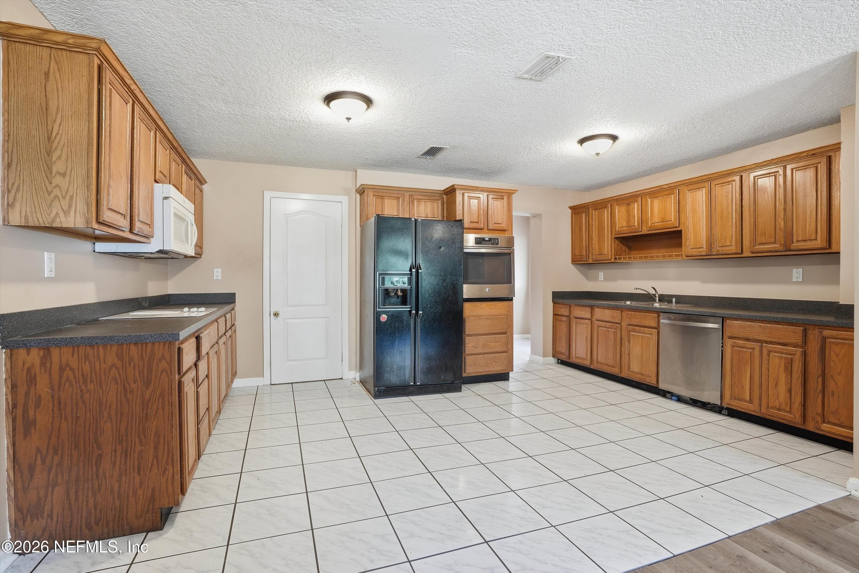 Photo 11 of 1736 LAKEWOOD Road, Jacksonville, FL 32207