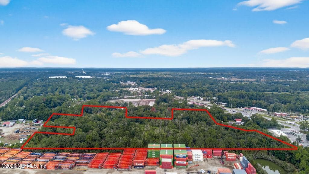 Photo 4 of 9032 NEW KINGS Road, Jacksonville, FL 32219