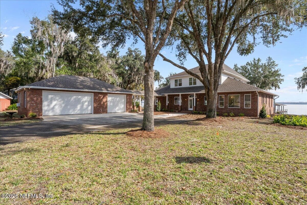 Photo 3 of 533 W RIVER Road, Palatka, FL 32177