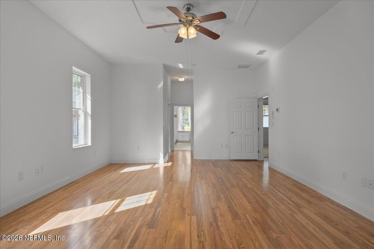 Photo 33 of 533 W RIVER Road, Palatka, FL 32177