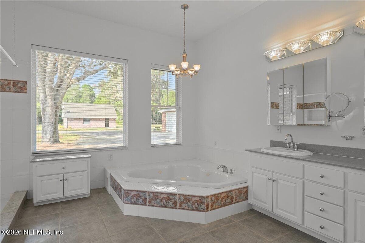 Photo 34 of 533 W RIVER Road, Palatka, FL 32177