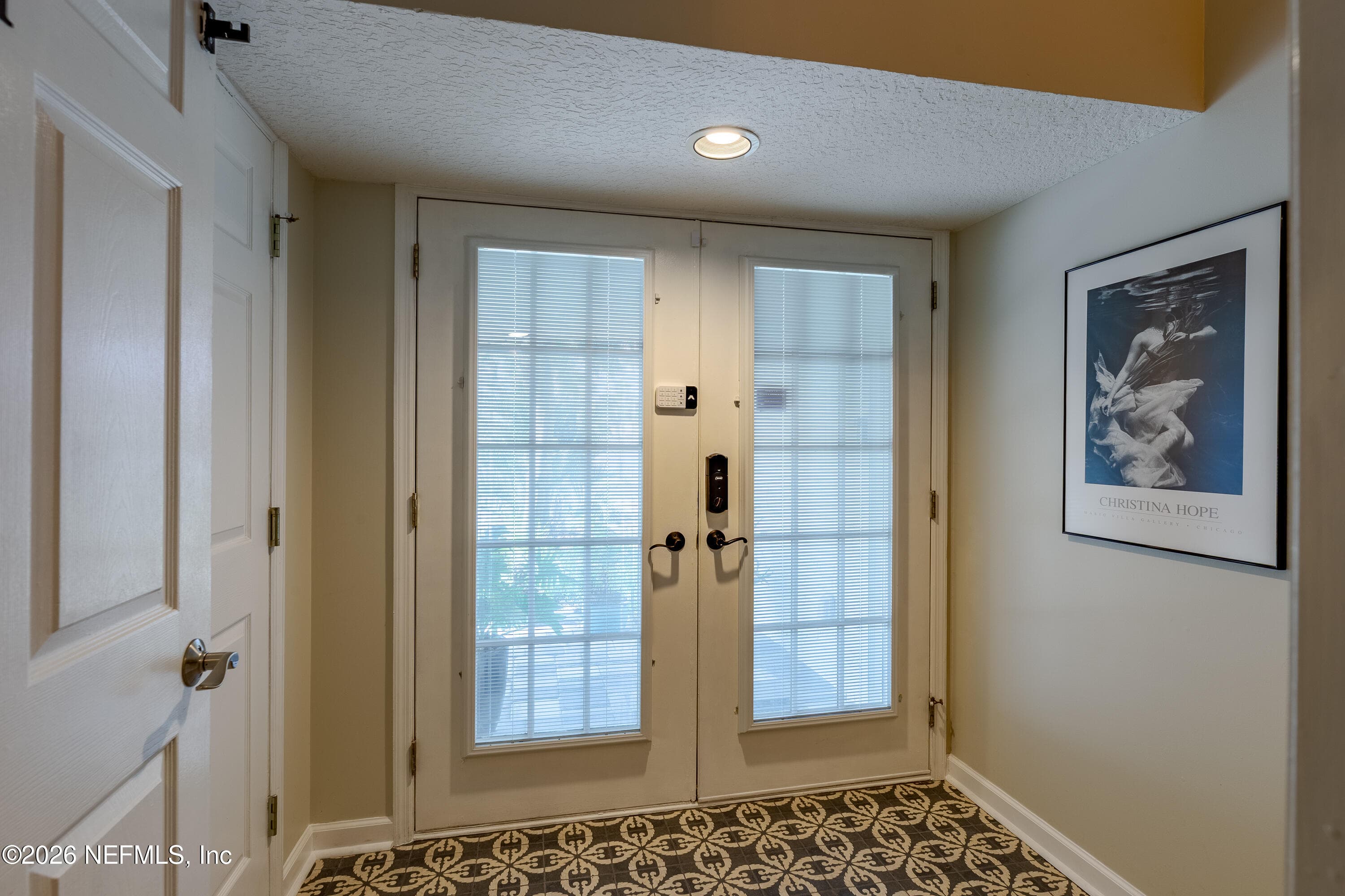 Photo 8 of 3327 LIGHTHOUSE POINT Lane, Jacksonville, FL 32250