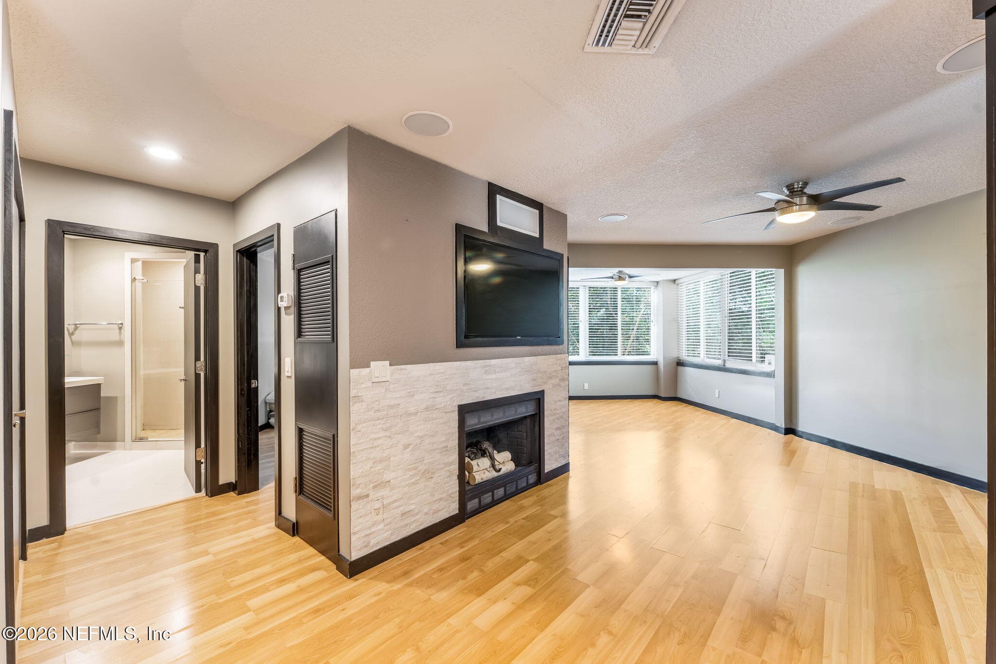 Photo 5 of 1800 THE GREENS Way 609, Jacksonville Beach, FL 32250