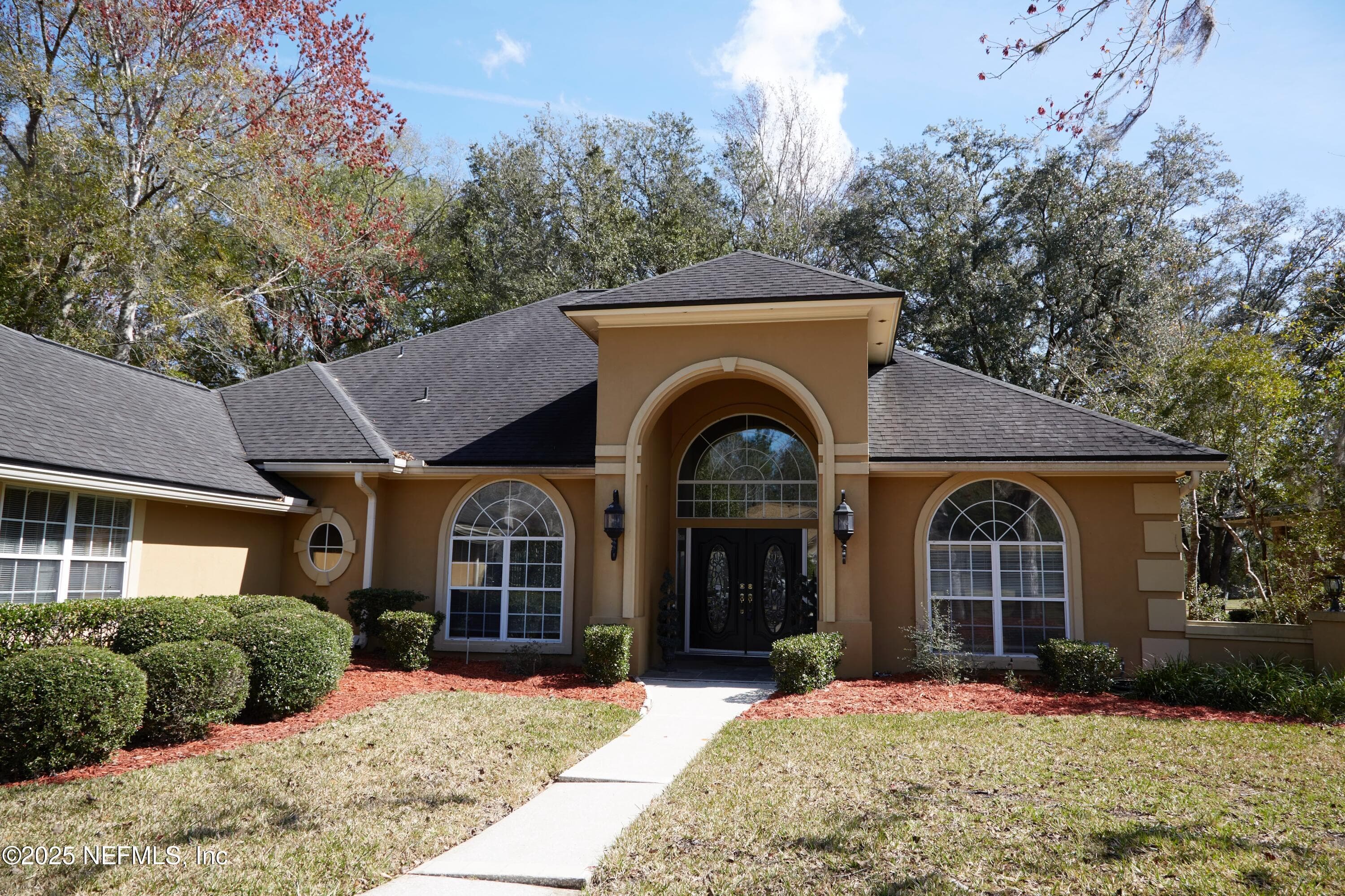 Photo 2 of 2674 COUNTRY CLUB Boulevard, Orange Park, FL 32073