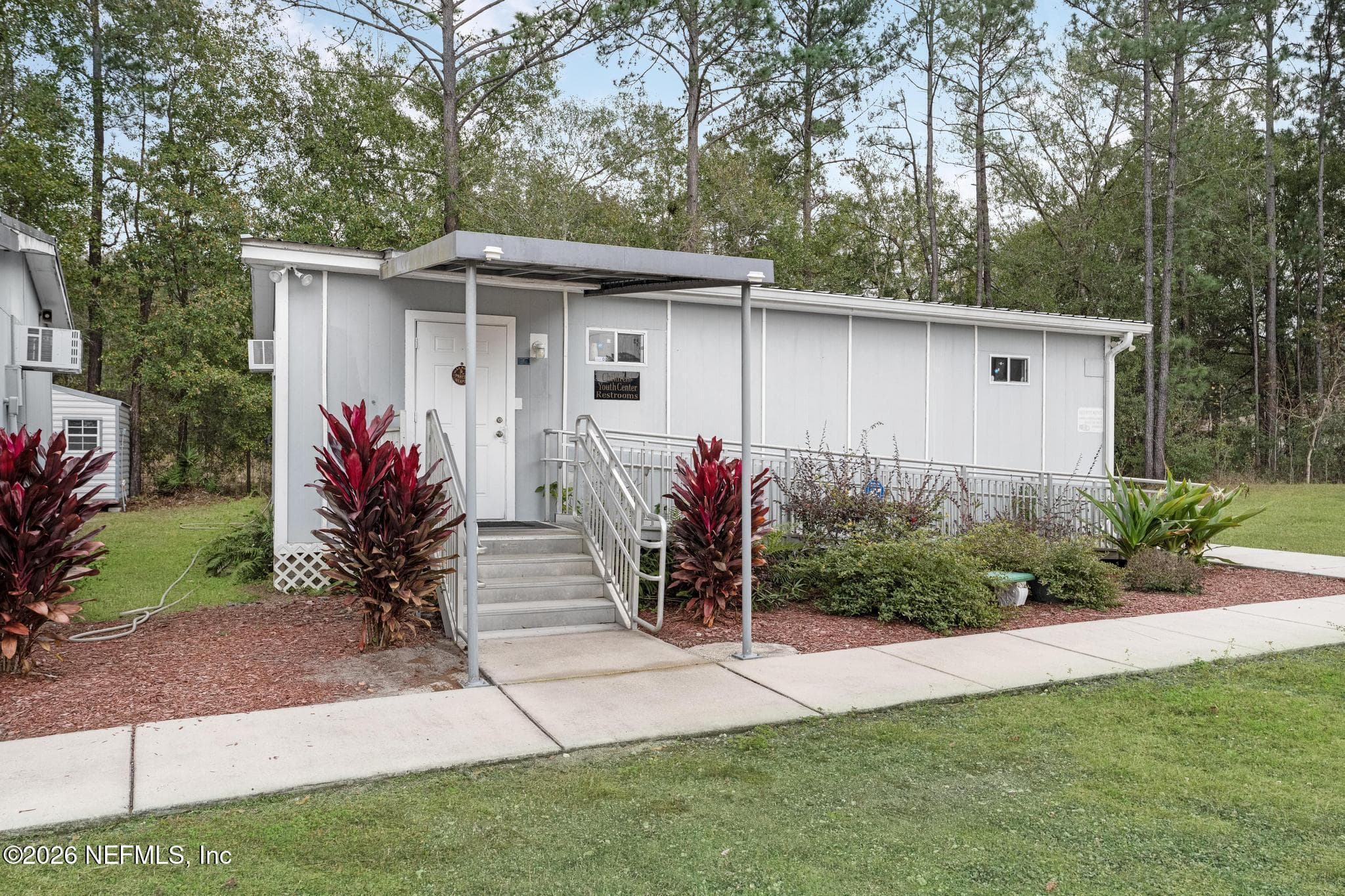 Photo 13 of 6647 JAMMES Road, Jacksonville, FL 32244