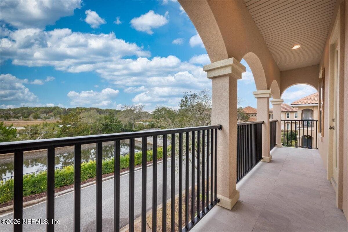 Upstairs balcony to enjoy beautiful sunsets — 13353 PRINCESS KELLY Drive, Jacksonville, FL 32225