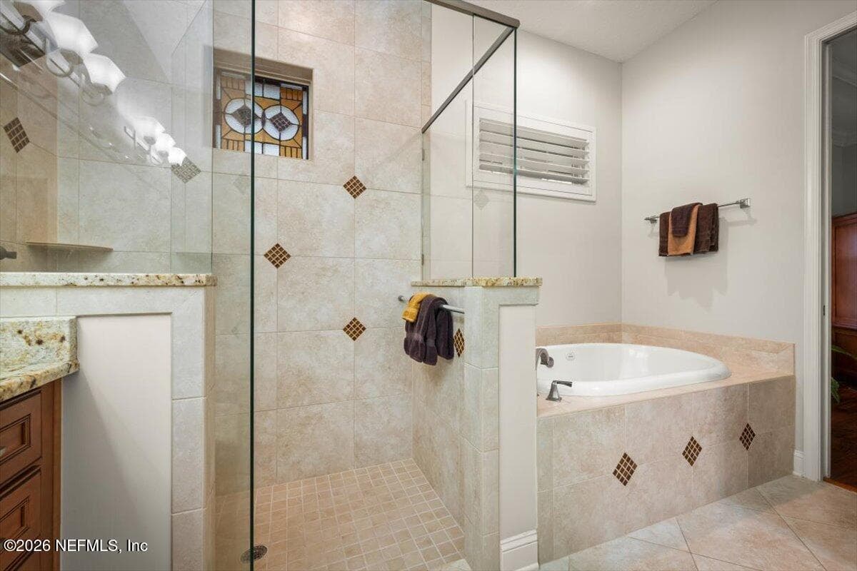 Separate walk-in shower and garden tub — 13353 PRINCESS KELLY Drive, Jacksonville, FL 32225