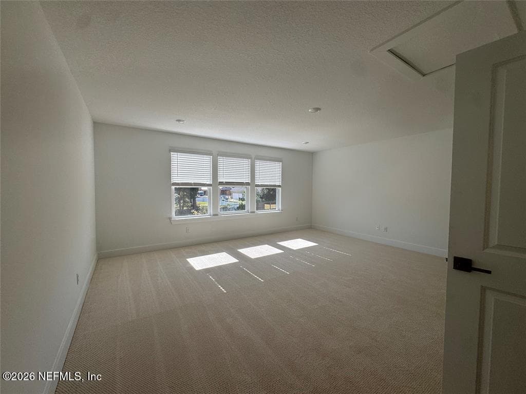 Photo 8 of 96112 PIRATES BLUFF Road, Yulee, FL 32097
