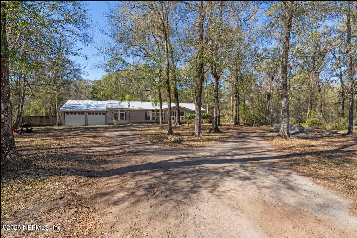 Photo 5 of 2490 VIOLET Way, Middleburg, FL 32068