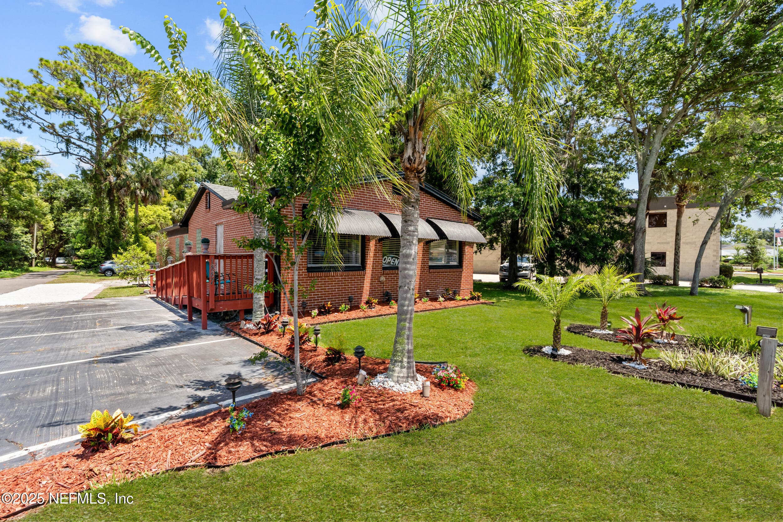 Photo 4 of 1887 MAYPORT Road, Atlantic Beach, FL 32233