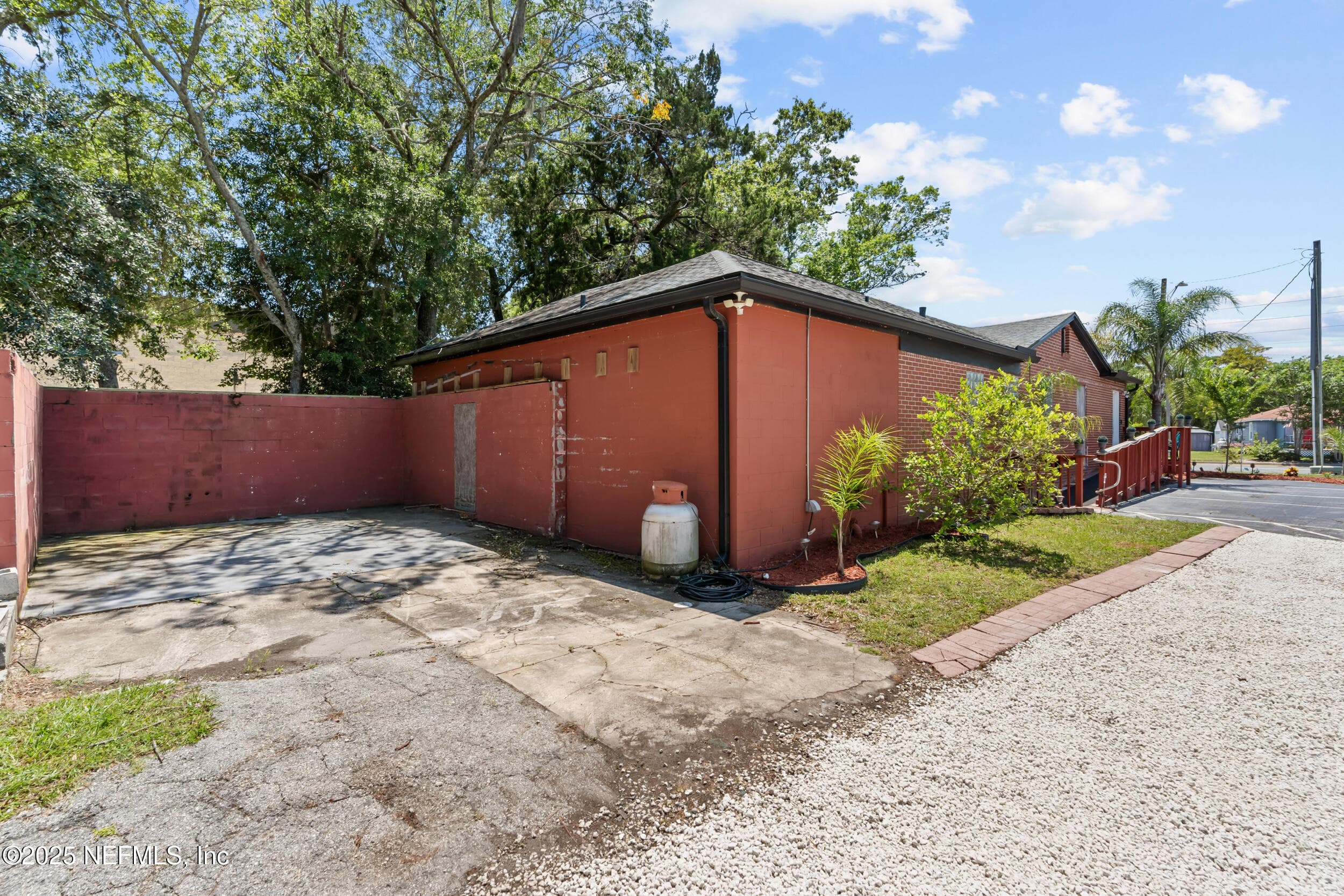 Photo 31 of 1887 MAYPORT Road, Atlantic Beach, FL 32233