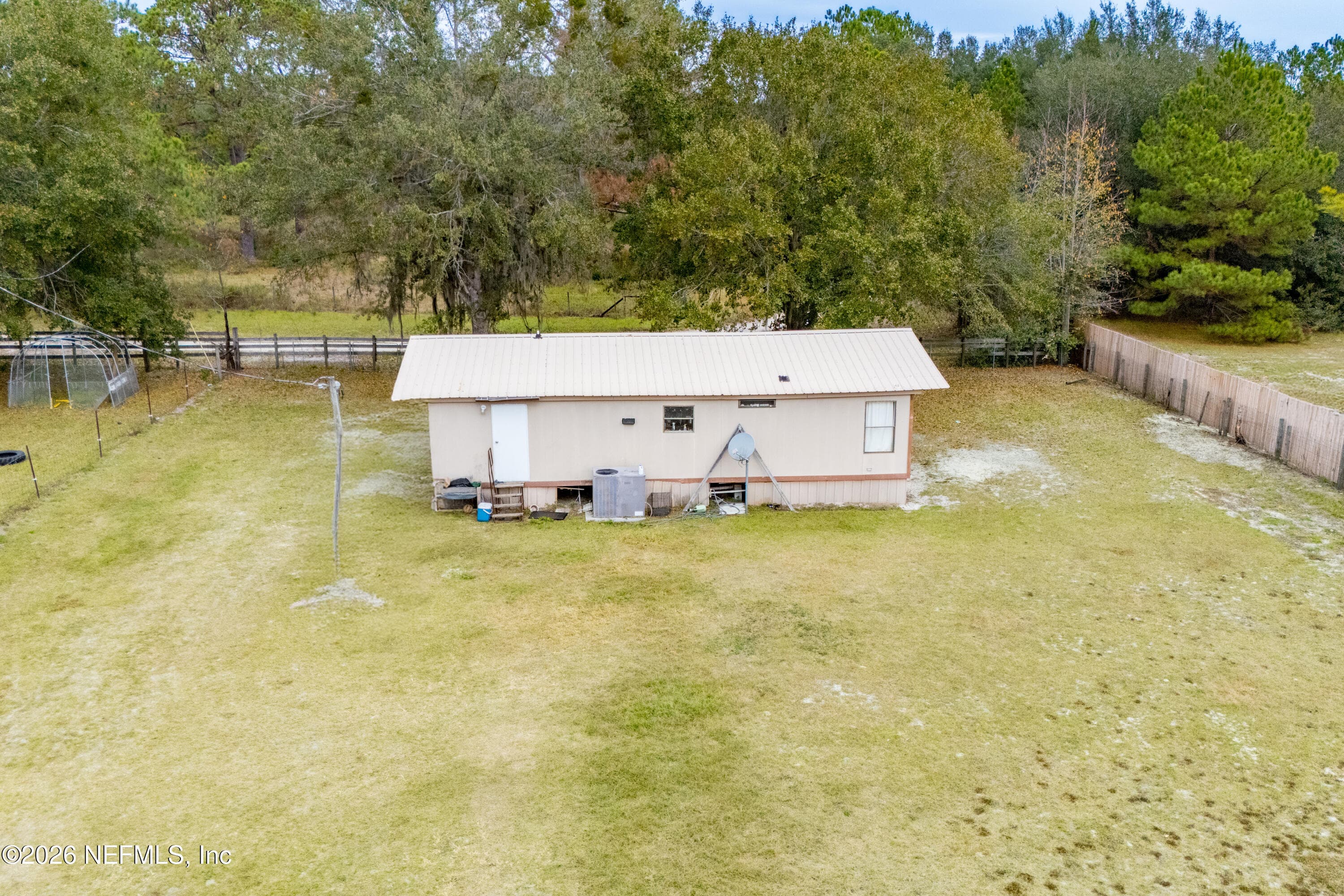 Photo 2 of 10427 SW 113TH Avenue, Brooker, FL 32622