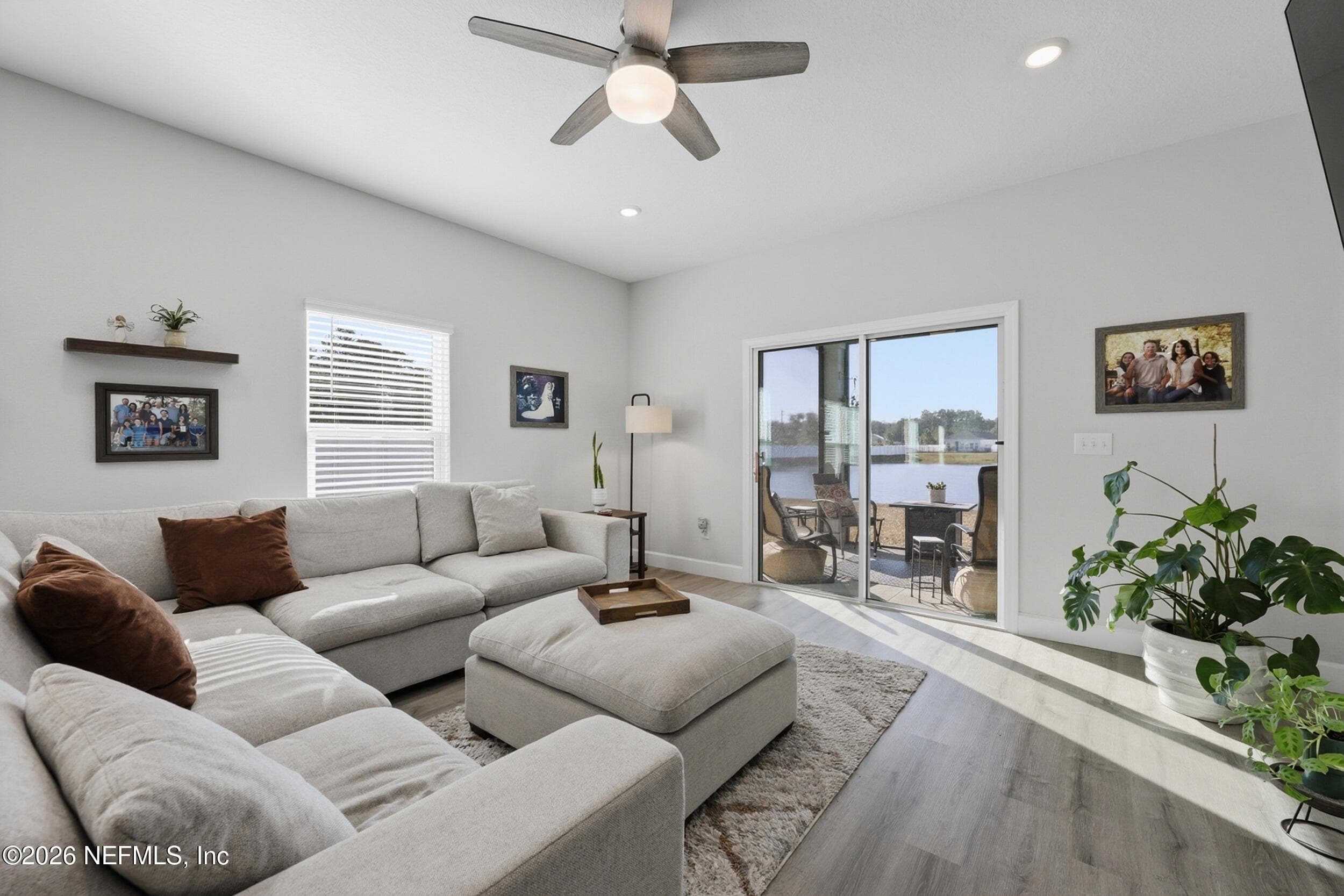 Plenty of room for entertaining on main level — 95252 TERRIS Way, Fernandina Beach, FL 32034