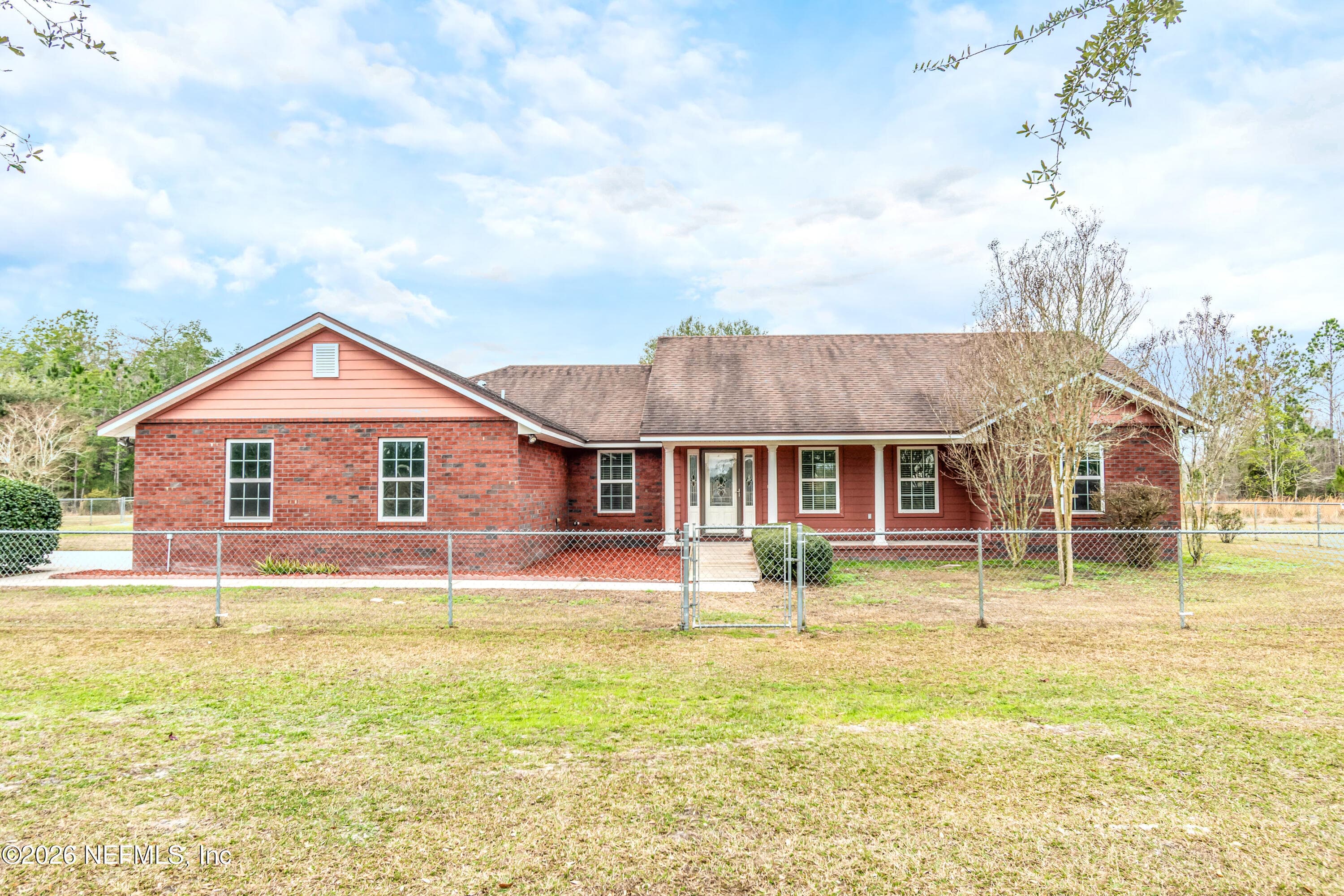 Photo 4 of 18100 CREWS Road, Glen St. Mary, FL 32040