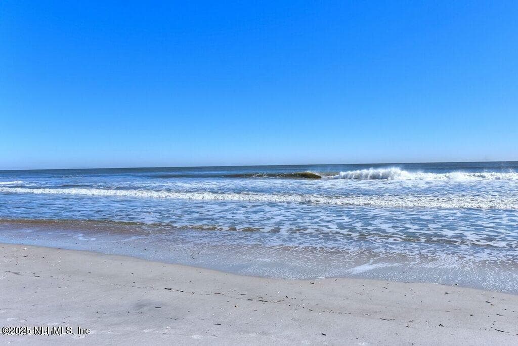 You find miles of smiles along the beach — 785 TRITON Road, Atlantic Beach, FL 32233