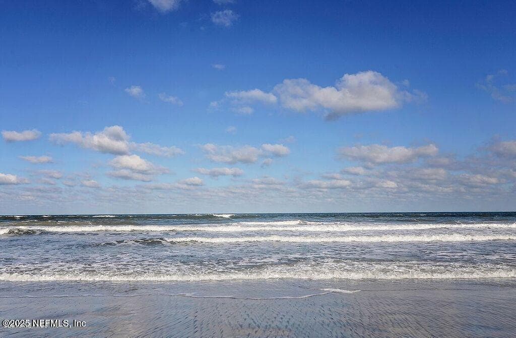 Grab your bored and catch some waves — 785 TRITON Road, Atlantic Beach, FL 32233