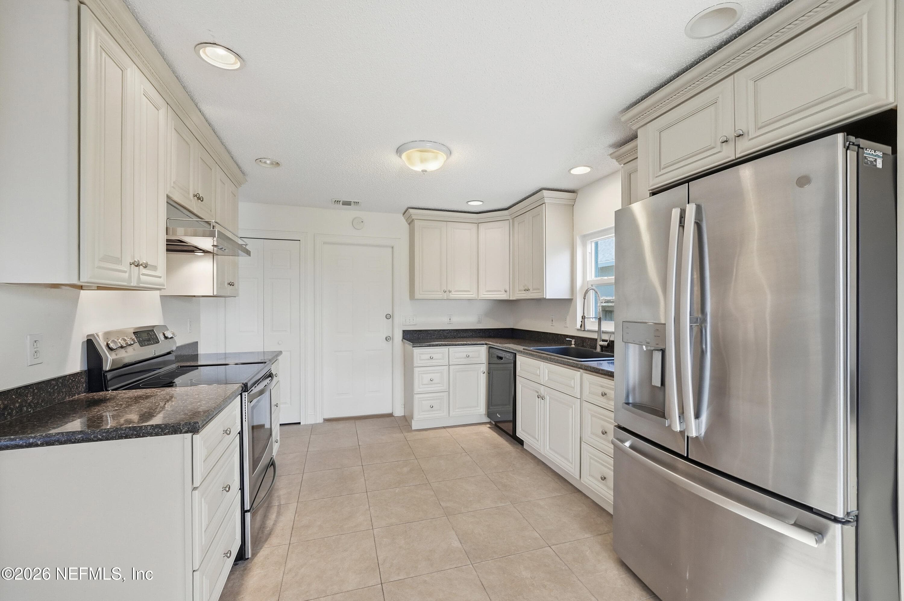 Photo 11 of 305 ISLAND LANDING Drive, St. Augustine, FL 32095