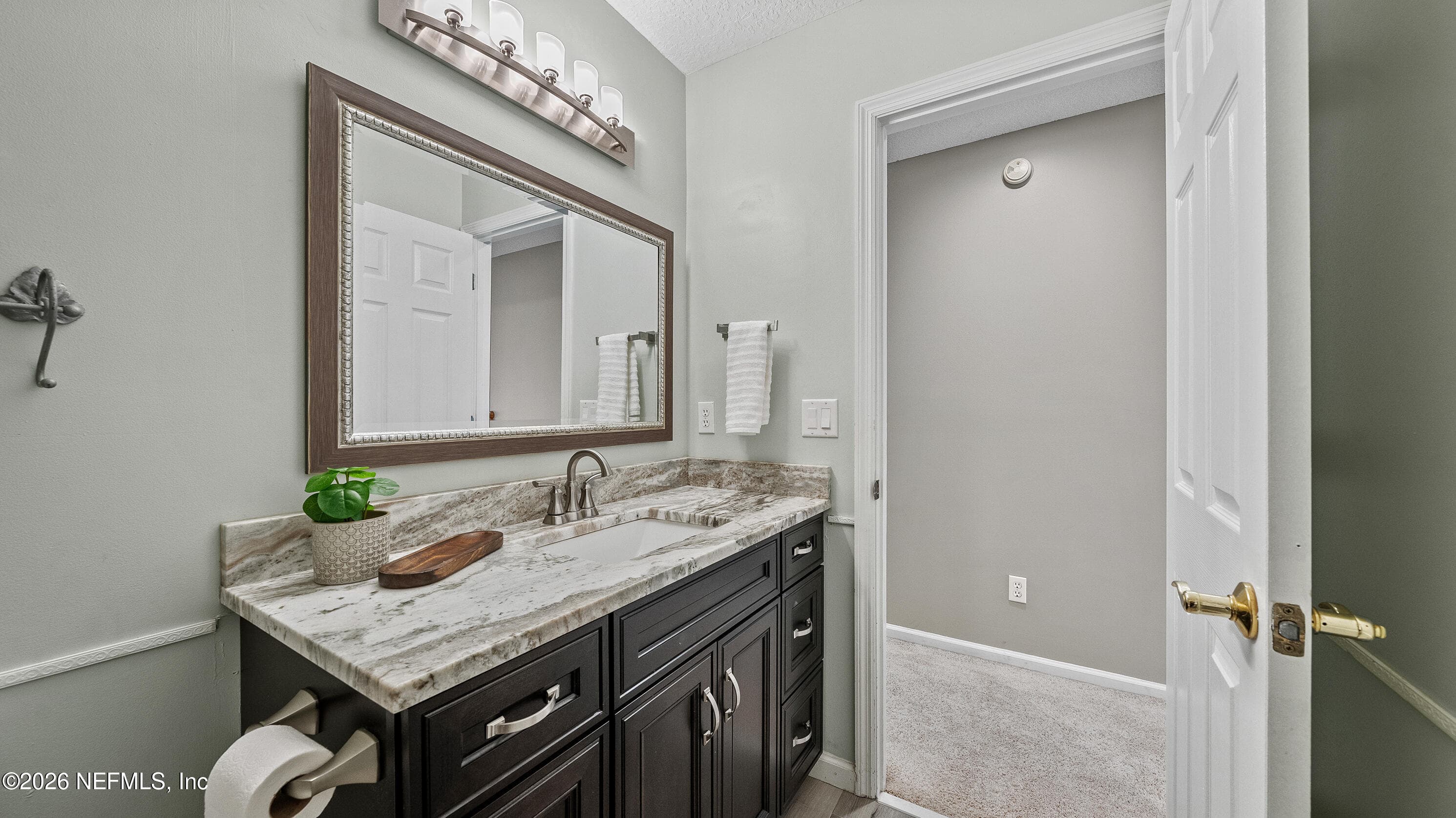 4th full Bath w/tub & shower in hallway upstairs — 13601 EMERALD COVE Court, Jacksonville, FL 32225