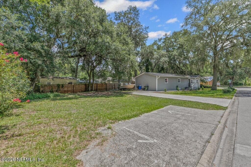 Photo 5 of 600 LEMON Street, Green Cove Springs, FL 32043