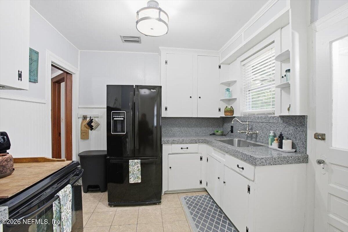 Photo 9 of 4748 FRENCH Street, Jacksonville, FL 32205
