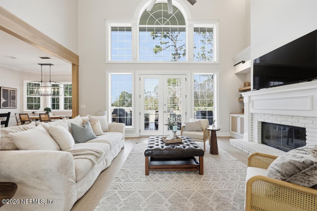 Photo 10 of 7956 HOLLYRIDGE Road, Jacksonville, FL 32256