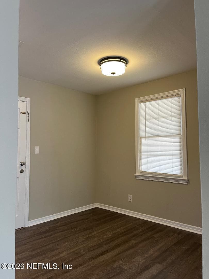 Photo 8 of 10234 ELMHURST Drive, Jacksonville, FL 32218