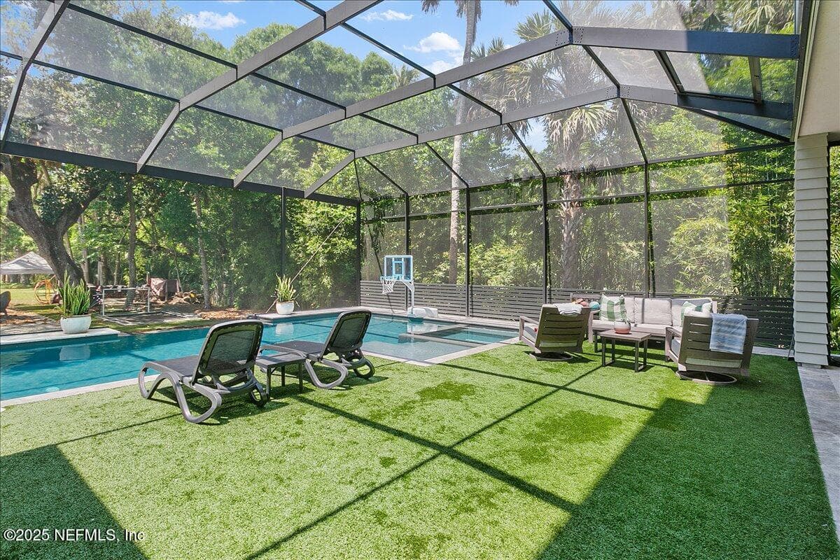 Photo 30 of 2446 SEMINOLE Road, Atlantic Beach, FL 32233