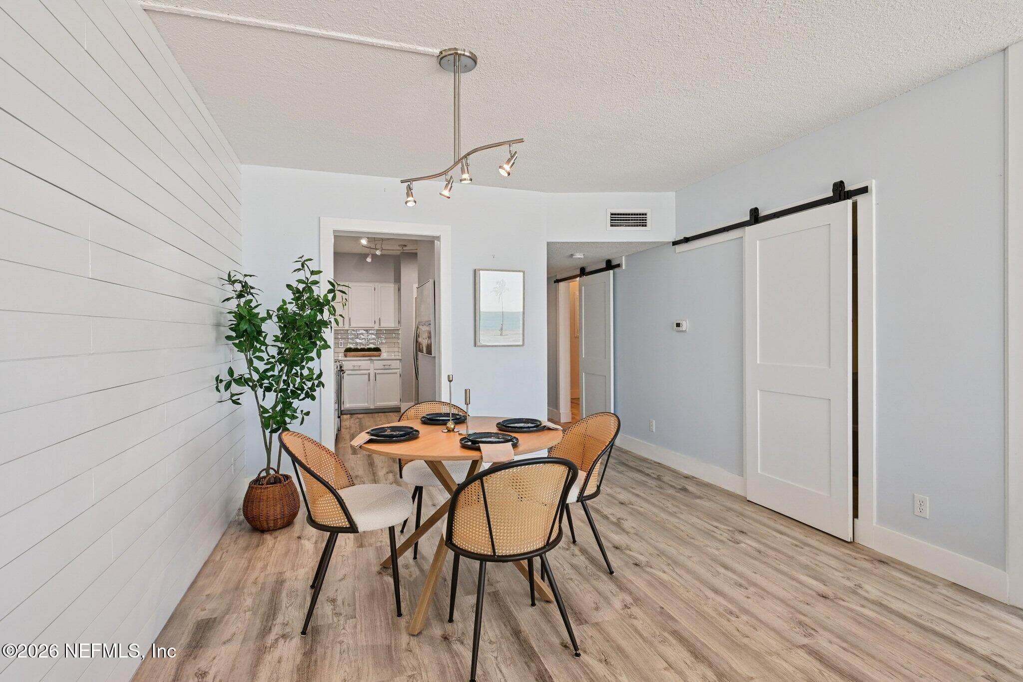 Photo 9 of 601 S 1ST Street 6H, Jacksonville Beach, FL 32250