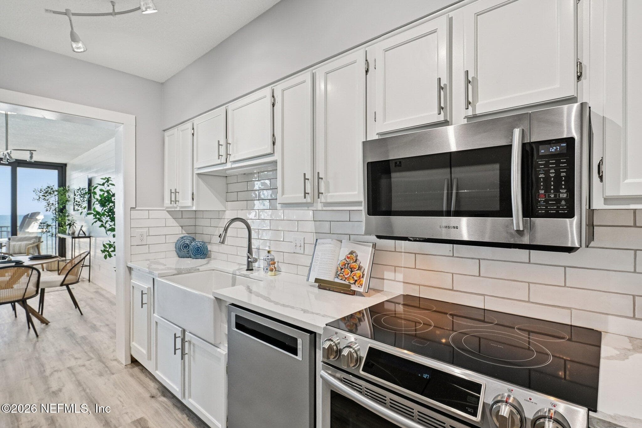 Photo 11 of 601 S 1ST Street 6H, Jacksonville Beach, FL 32250