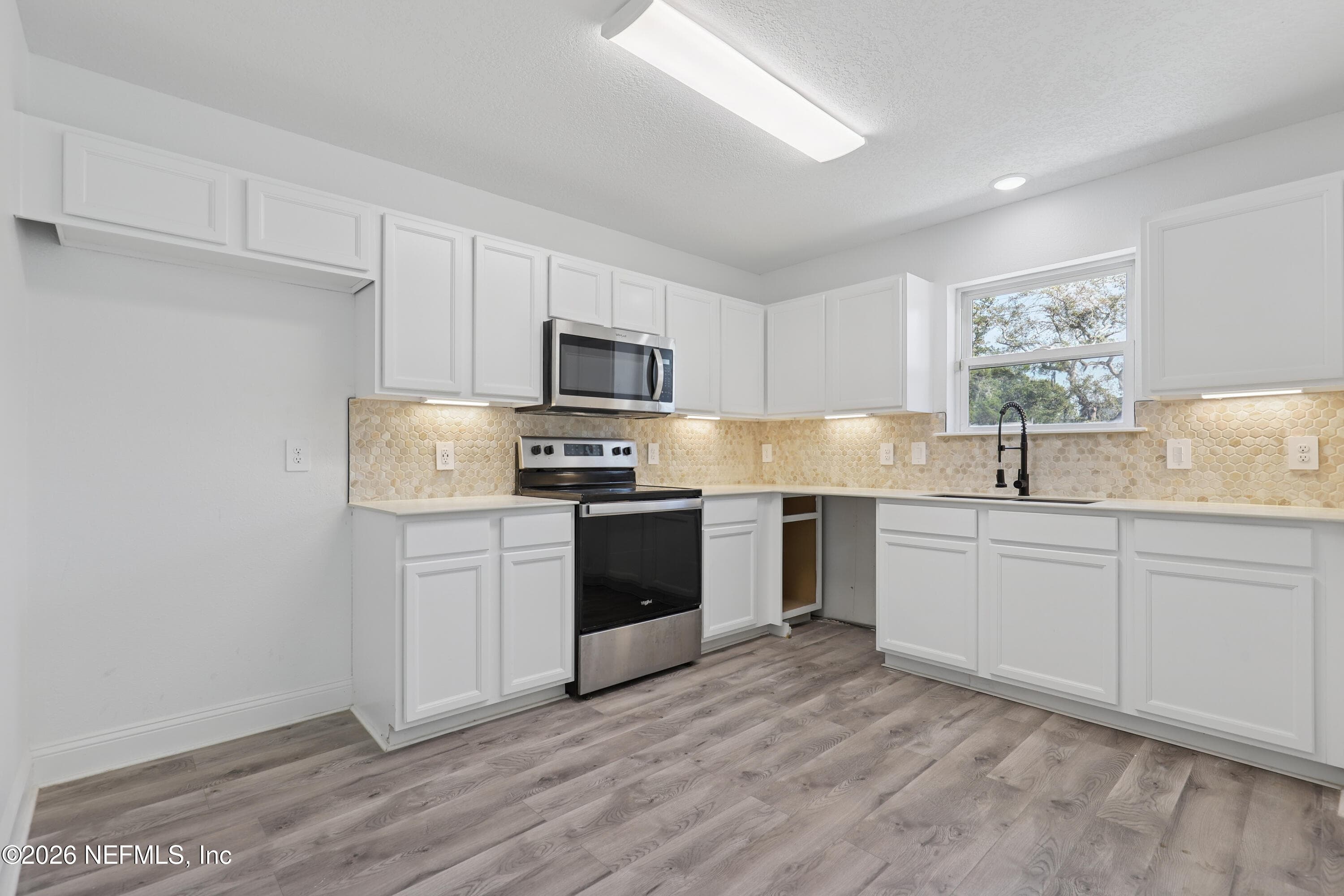 Kitchen *Fridge and dishwasher to be installed* — 1022 PENMAN Road, Jacksonville Beach, FL 32250